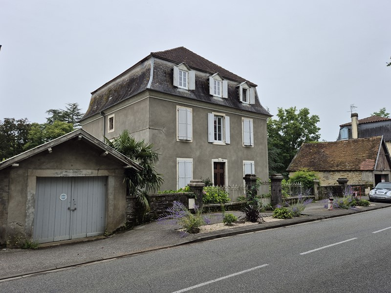 Immeuble  - 274m² - SALIES DE BEARN