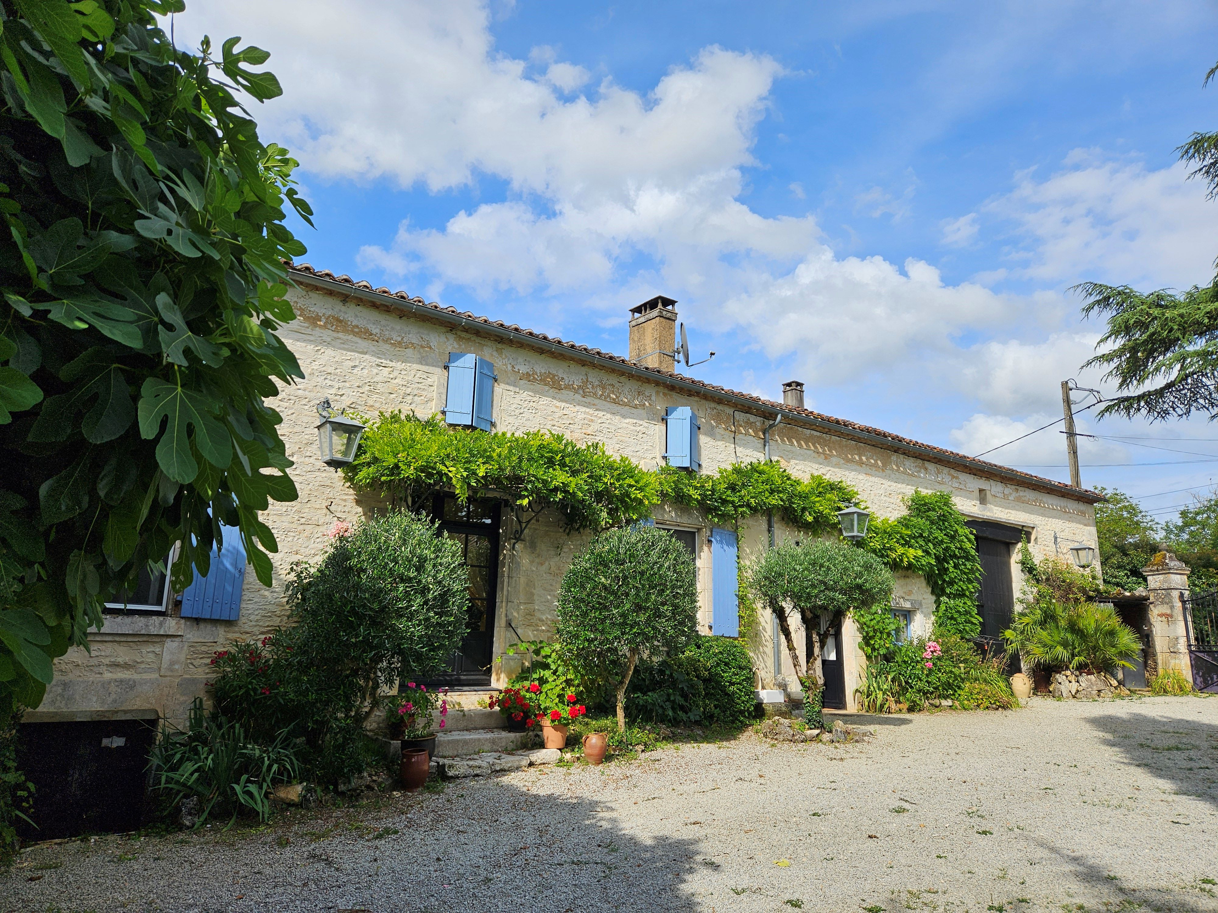 Maison 7 pièces - 245m² - LA ROCHETTE