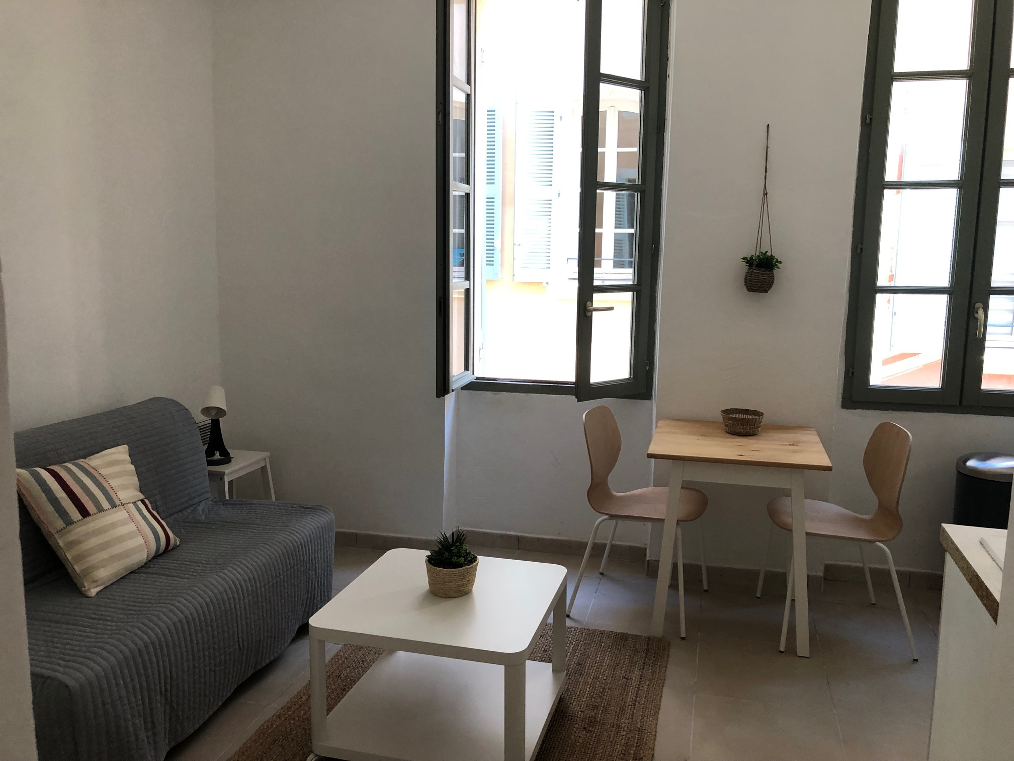 Appartement 1 pièce - 16m² - TOULON