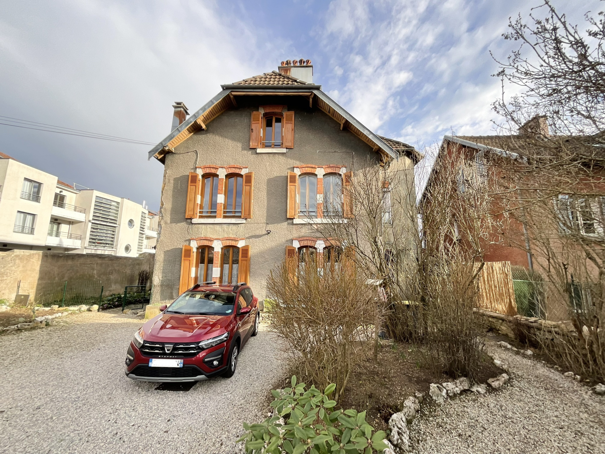 Maison 9 pièces - 157m² - BESANCON