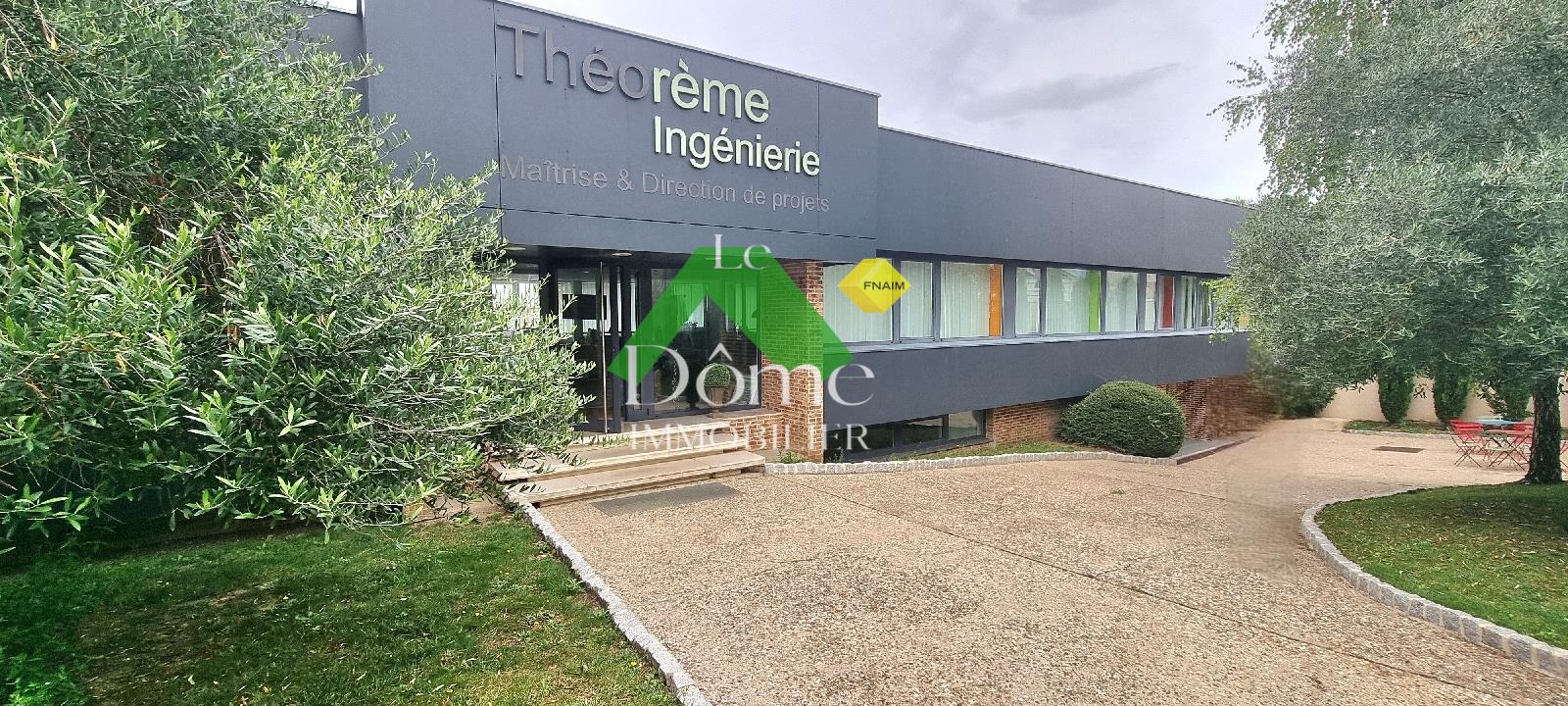 Local commercial  - 581m² - CHAMBLY