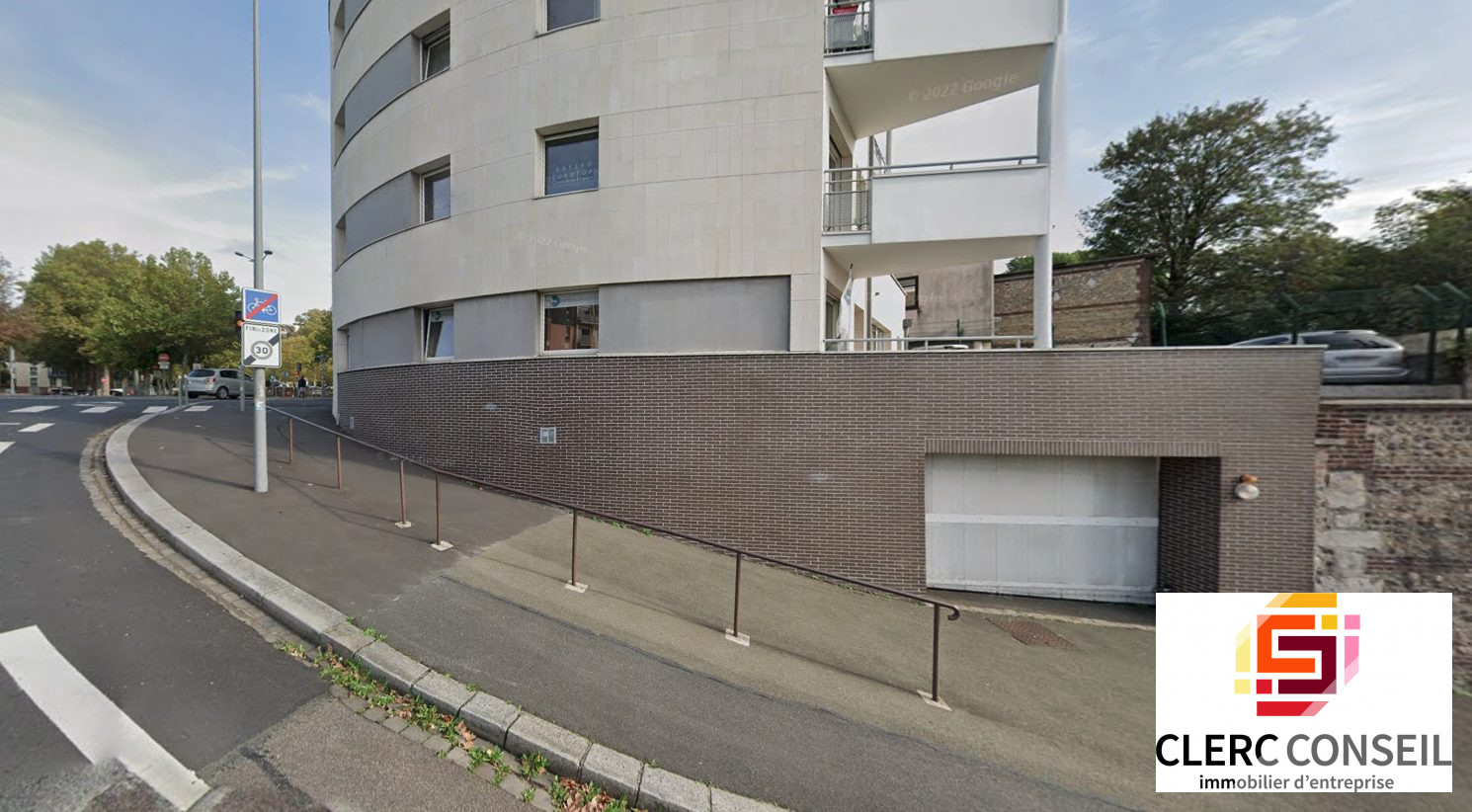 Local Professionnel  - 66m² - ROUEN