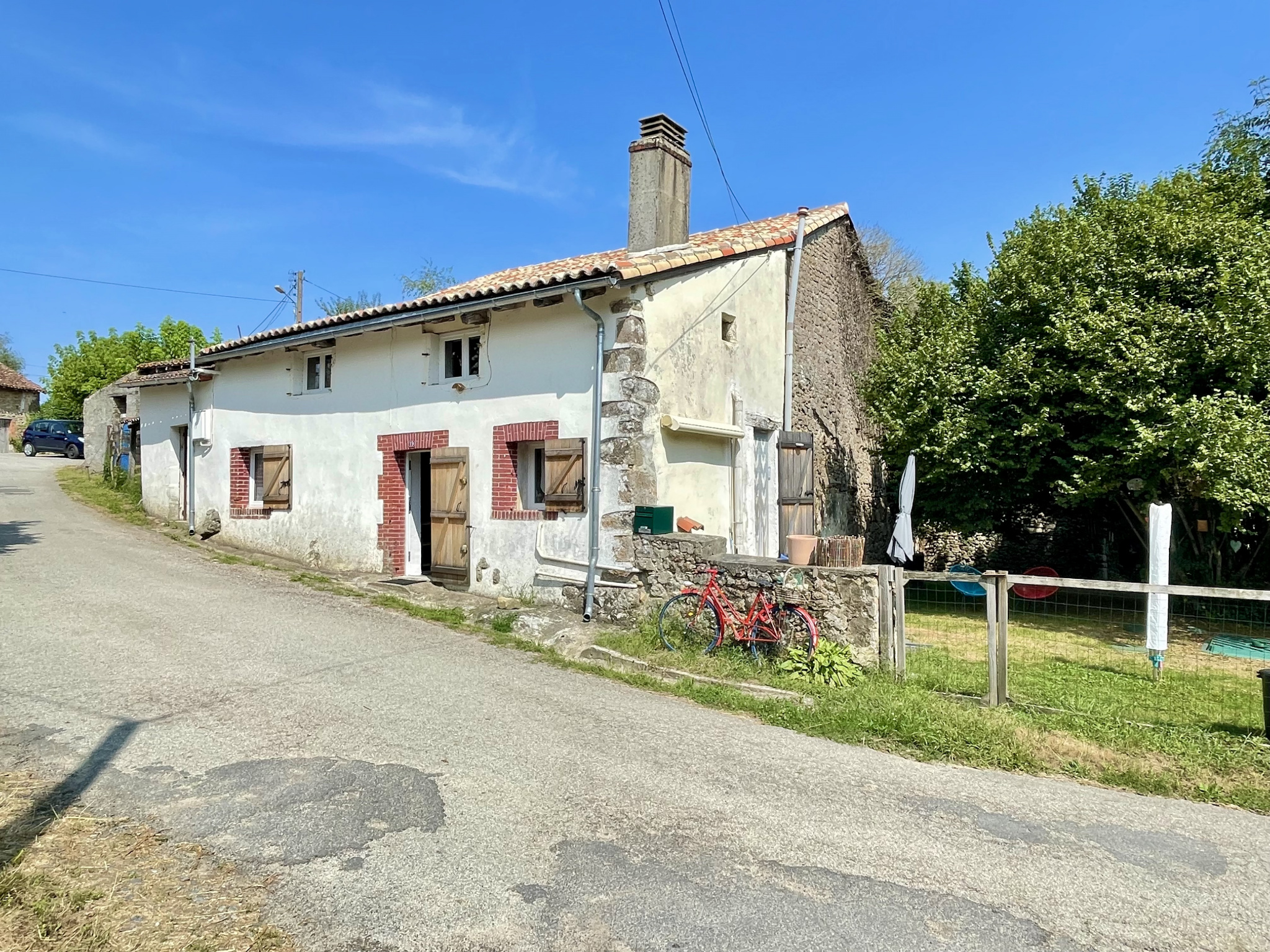 Maison 2 pièces - 44m² - BRILLAC