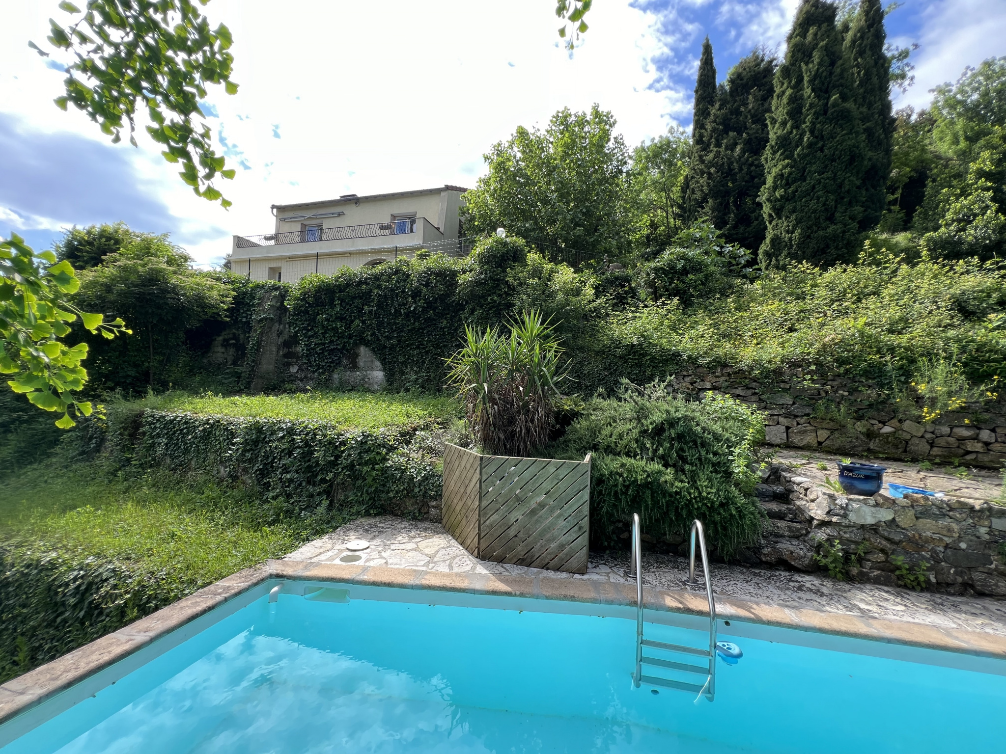 Maison 5 pièces - 141m² - ST PERAY