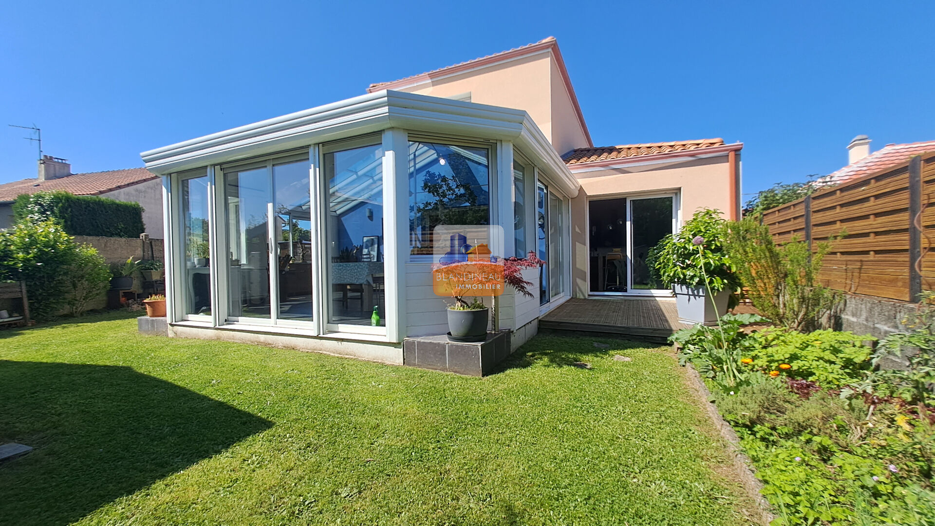 Maison 6 pièces - 153m²