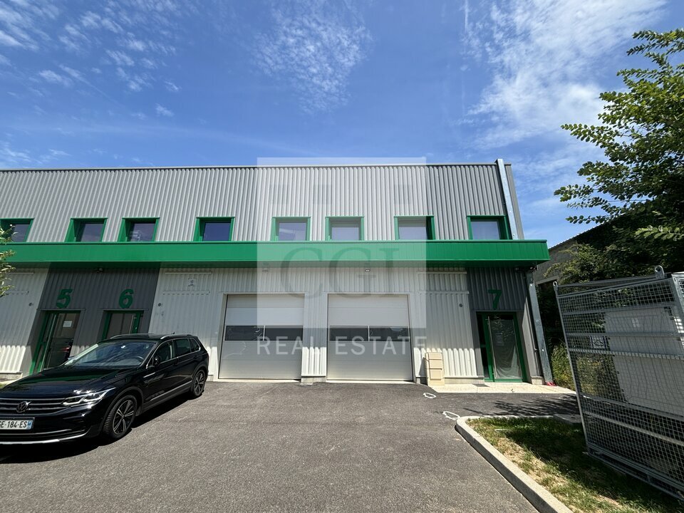 Local industriel  - 154m² - MIONS