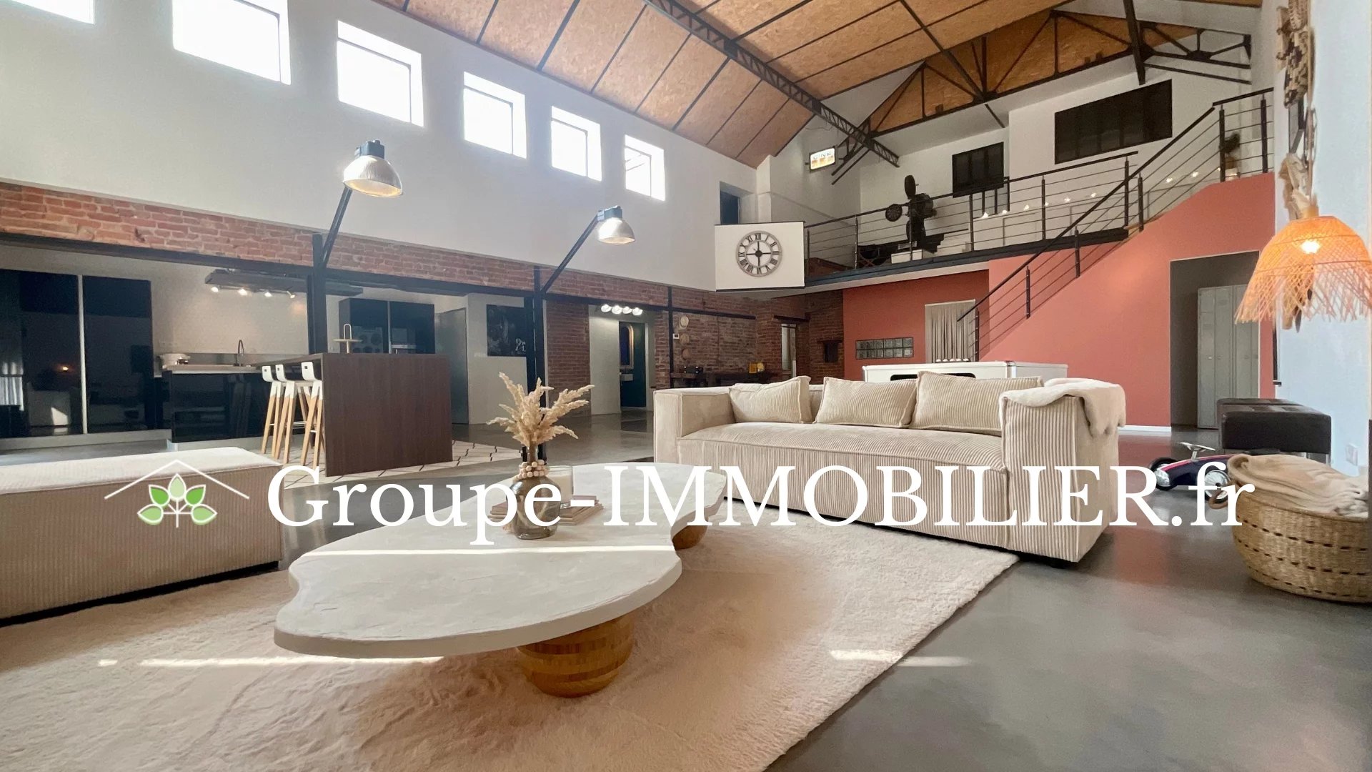 Appartement 4 pièces - 274m² - MARCHIENNES