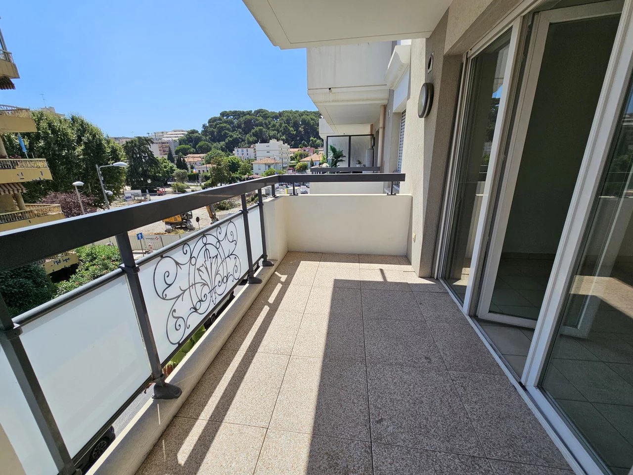 Appartement 1 pièce - 25m² - ST LAURENT DU VAR