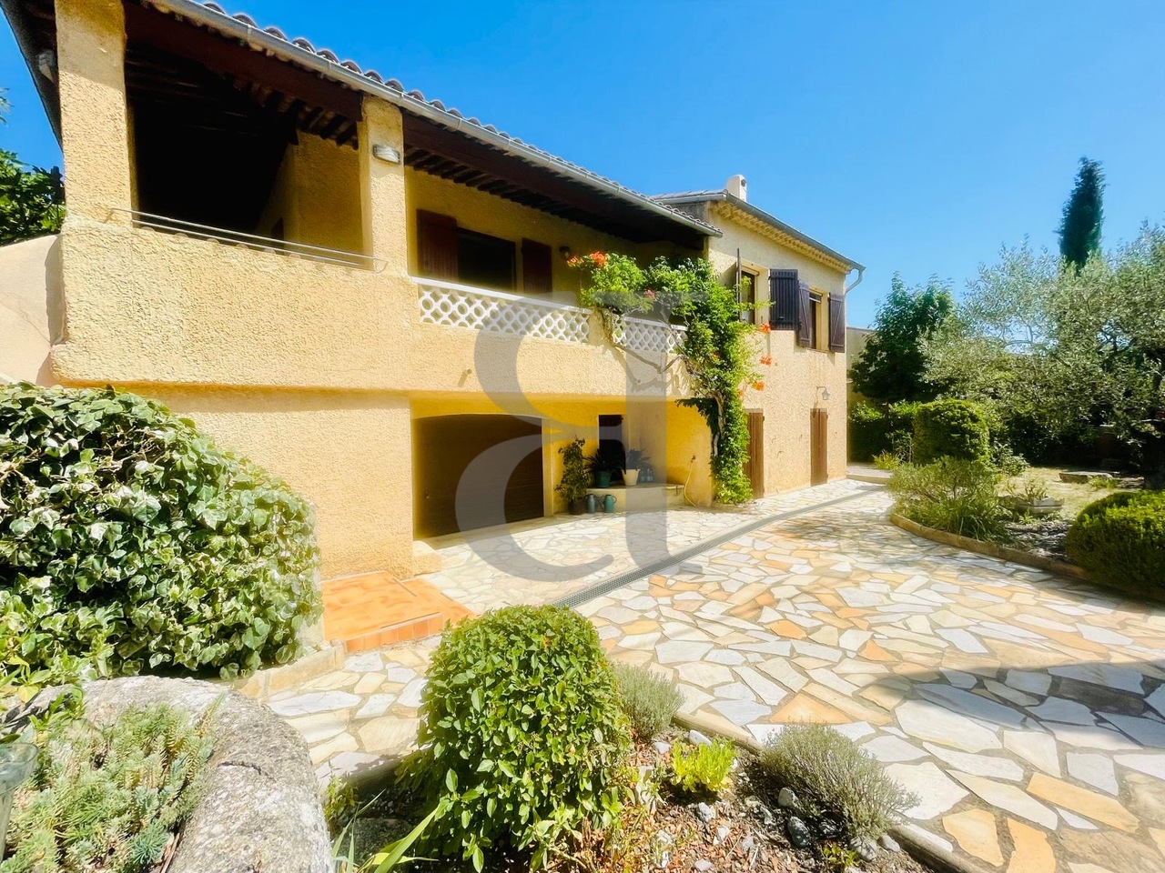 Maison 5 pièces - 147m² - BUIS LES BARONNIES