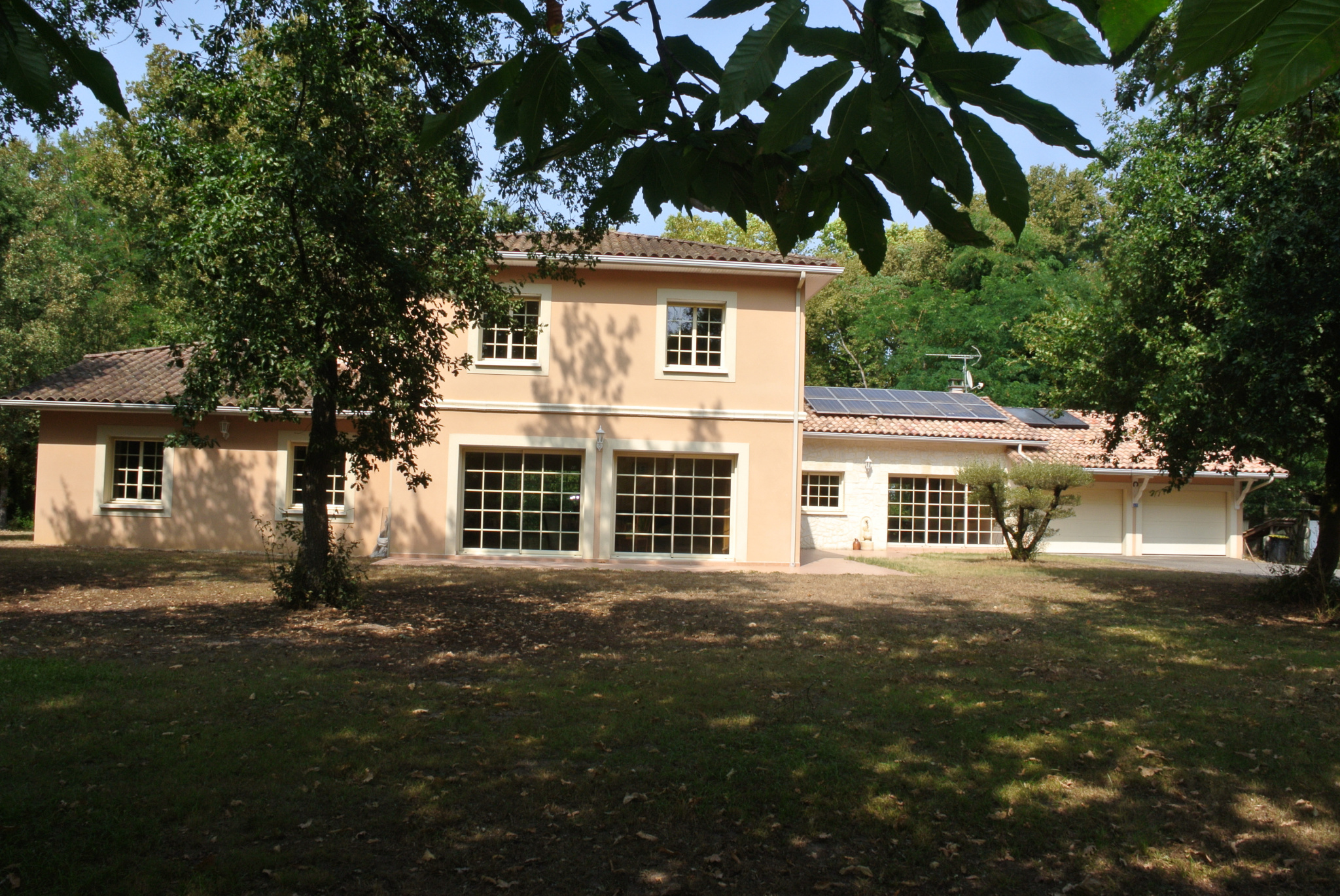 Maison 7 pièces - 270m² - FOURQUES SUR GARONNE