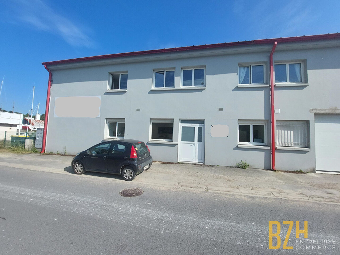 Local industriel  - 120m²