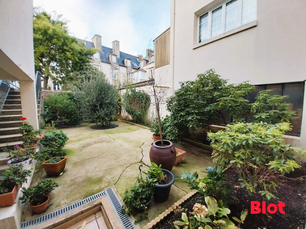 Maison  - 250m² - ST MALO