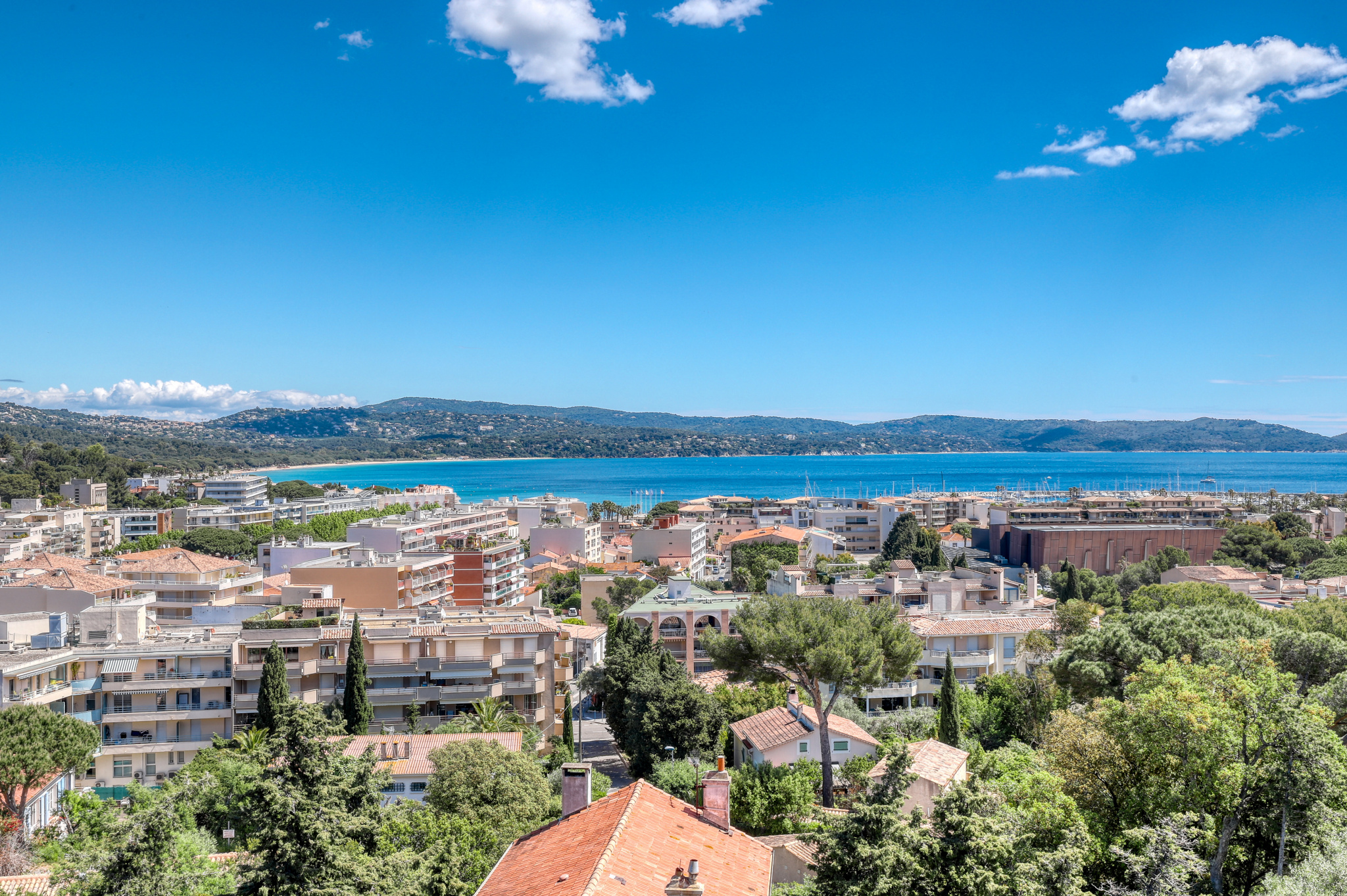 Appartement 4 pièces - 100m² - CAVALAIRE SUR MER