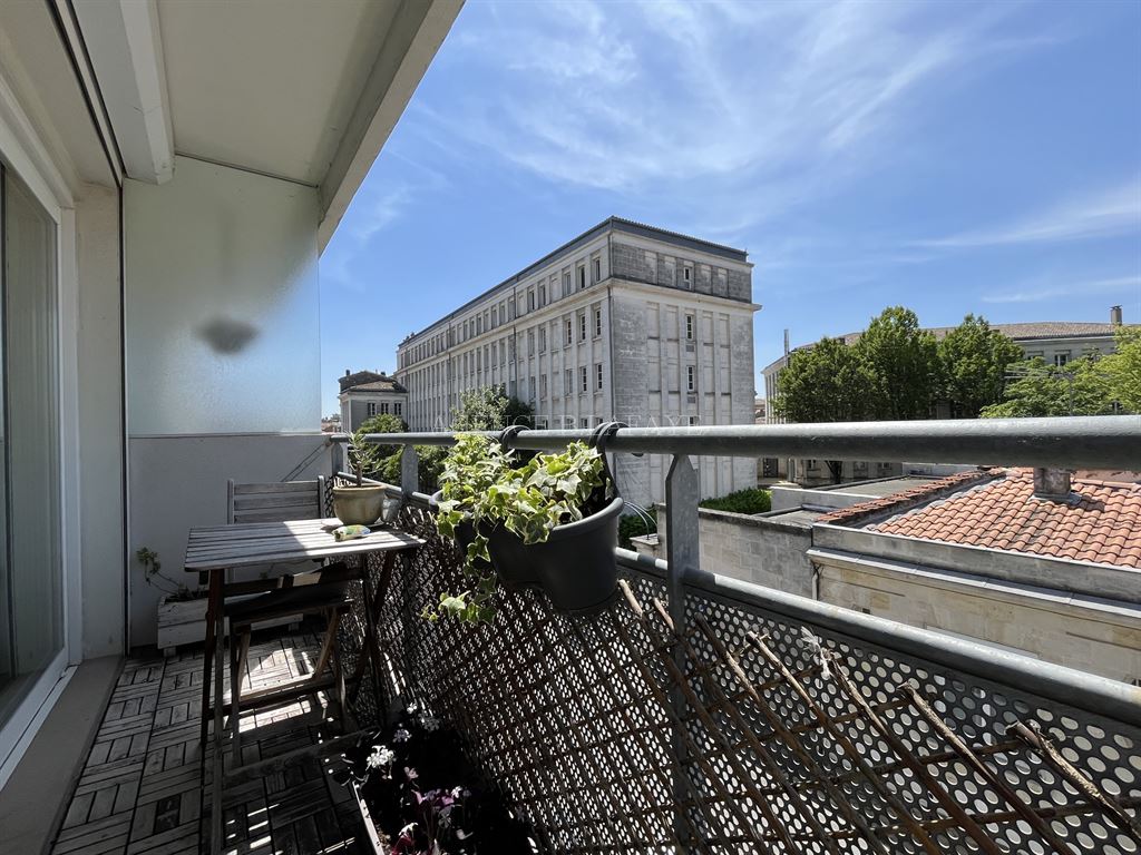 Appartement 3 pièces - 58m² - BORDEAUX