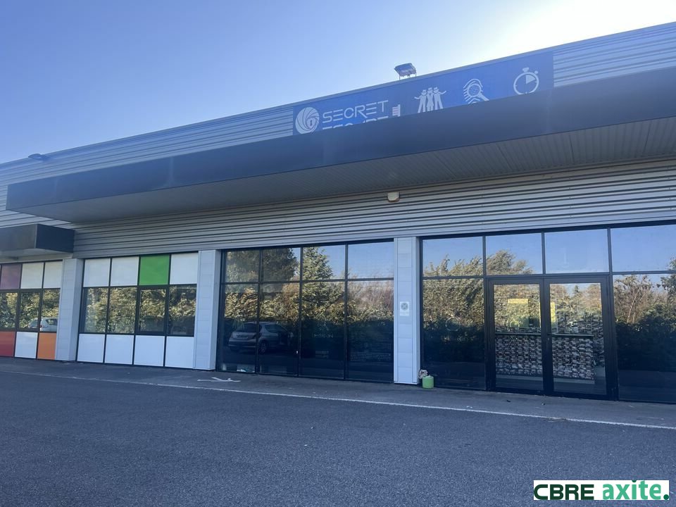 Local commercial  - 206m² - BOURGOIN JALLIEU