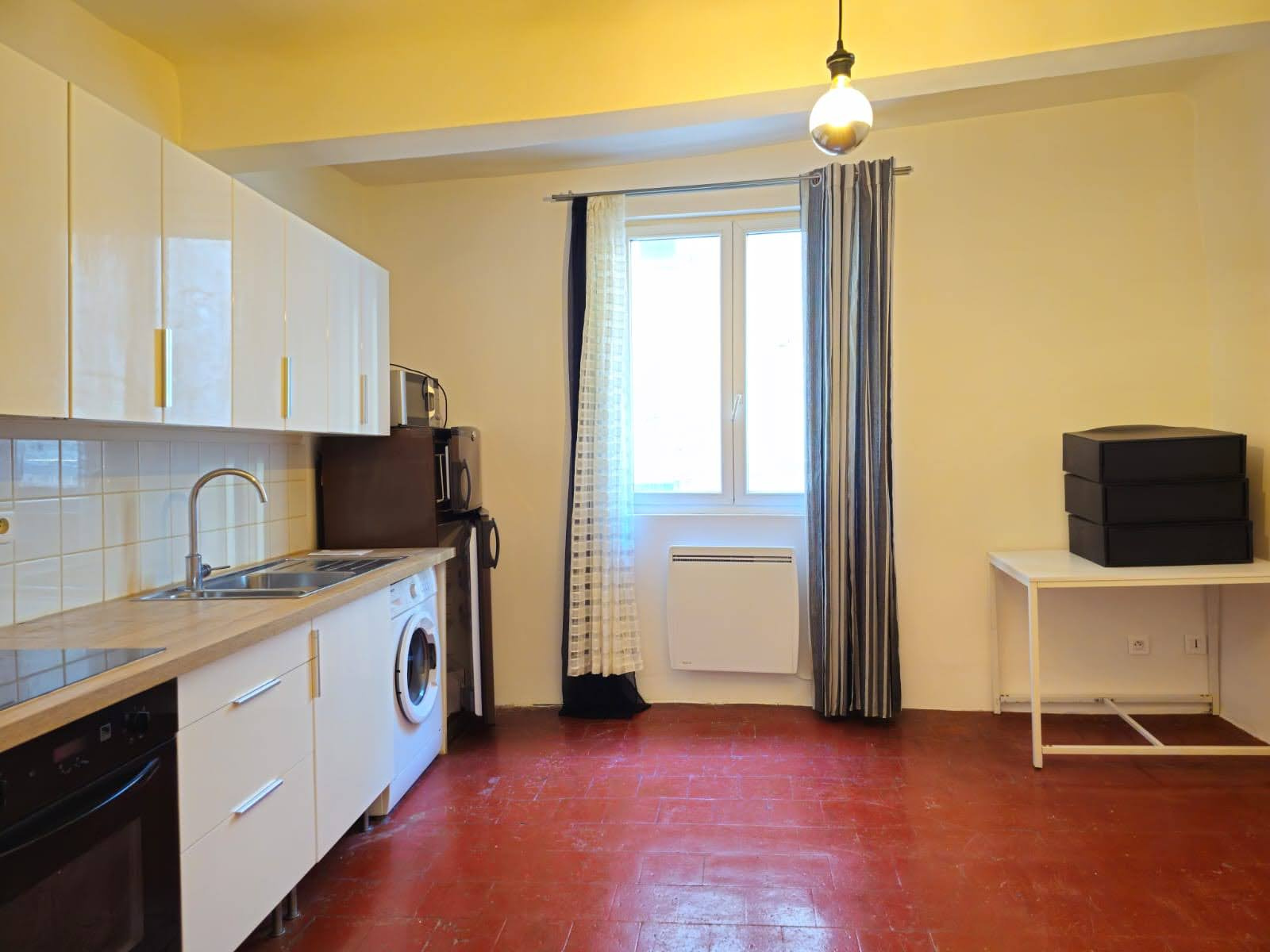 Appartement 1 pièce - 31m² - AIX EN PROVENCE