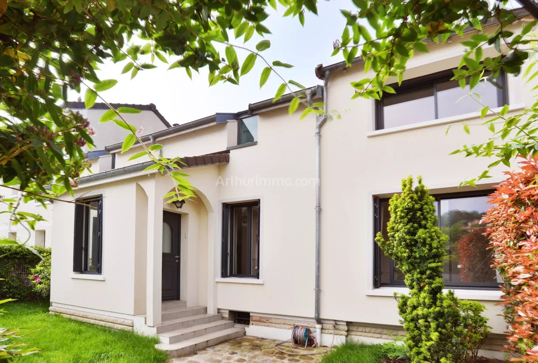 Maison 7 pièces - 114m² - NOGENT SUR MARNE