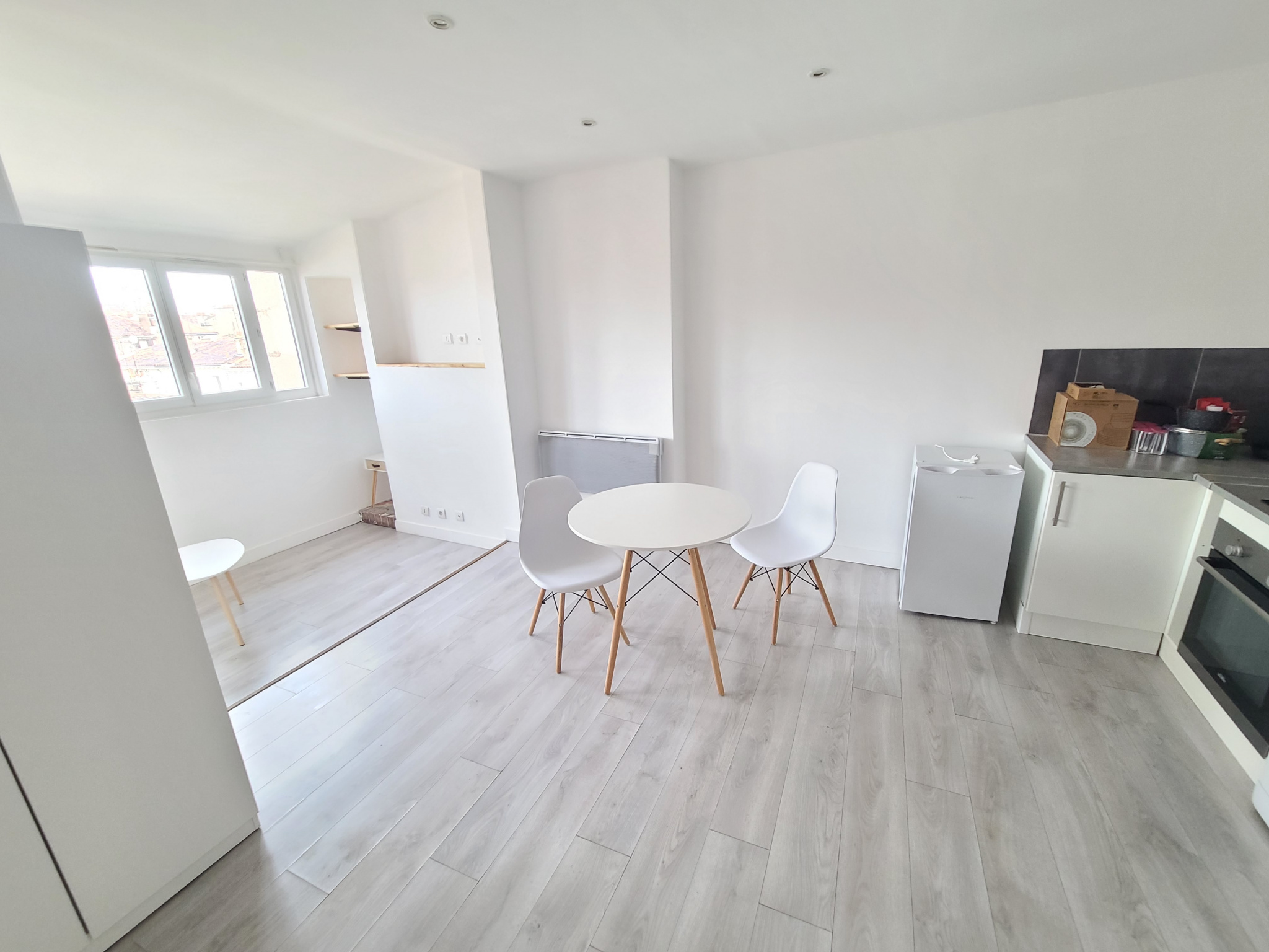 Appartement 2 pièces - 30m² - MARSEILLE  - 1er