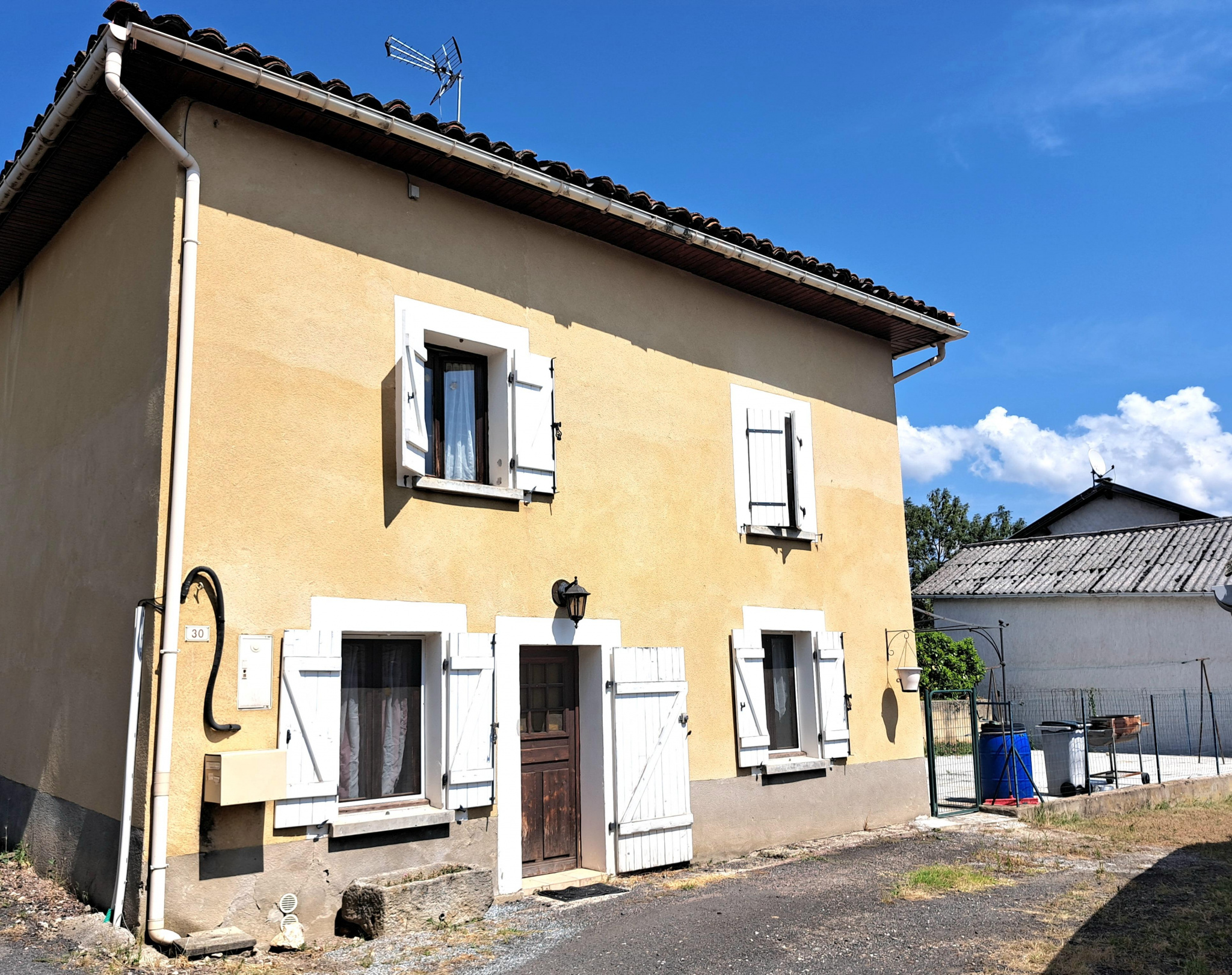 Maison 3 pièces - 70m² - AUBUSSON D AUVERGNE