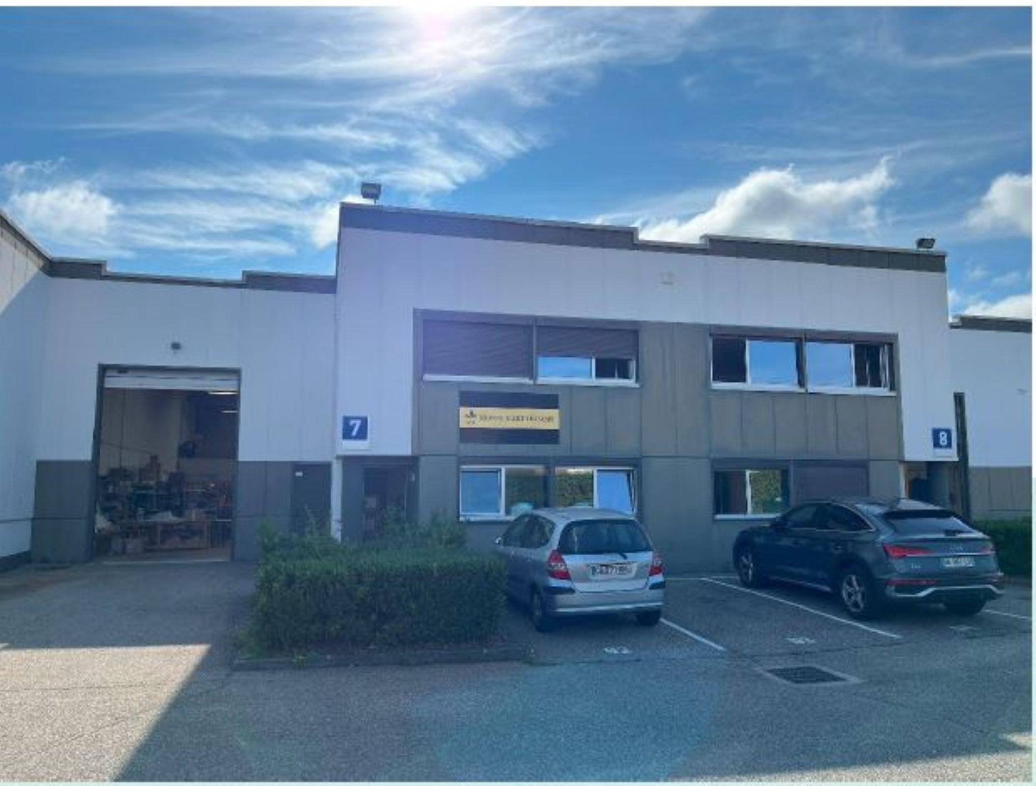 Local industriel  - 887m² - DECINES CHARPIEU