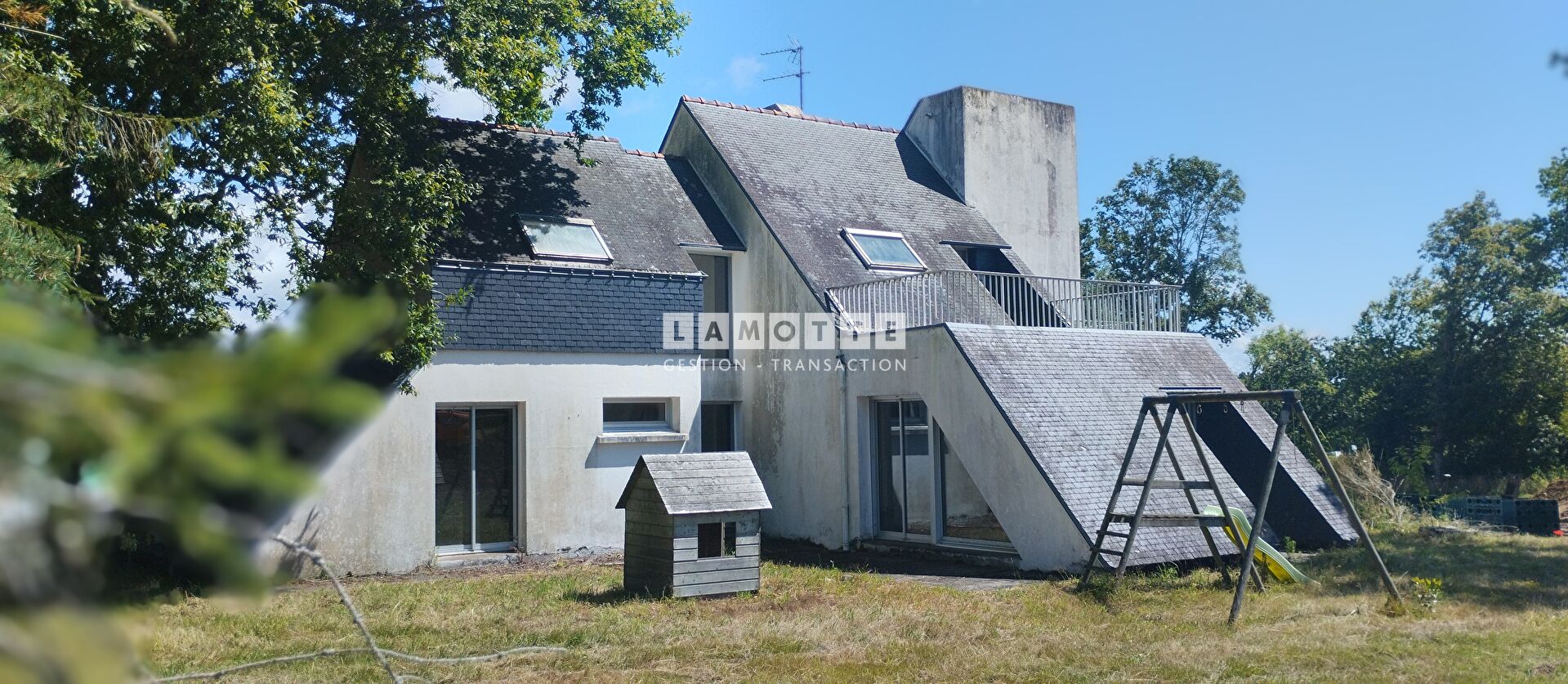 Maison 8 pièces - 137m²