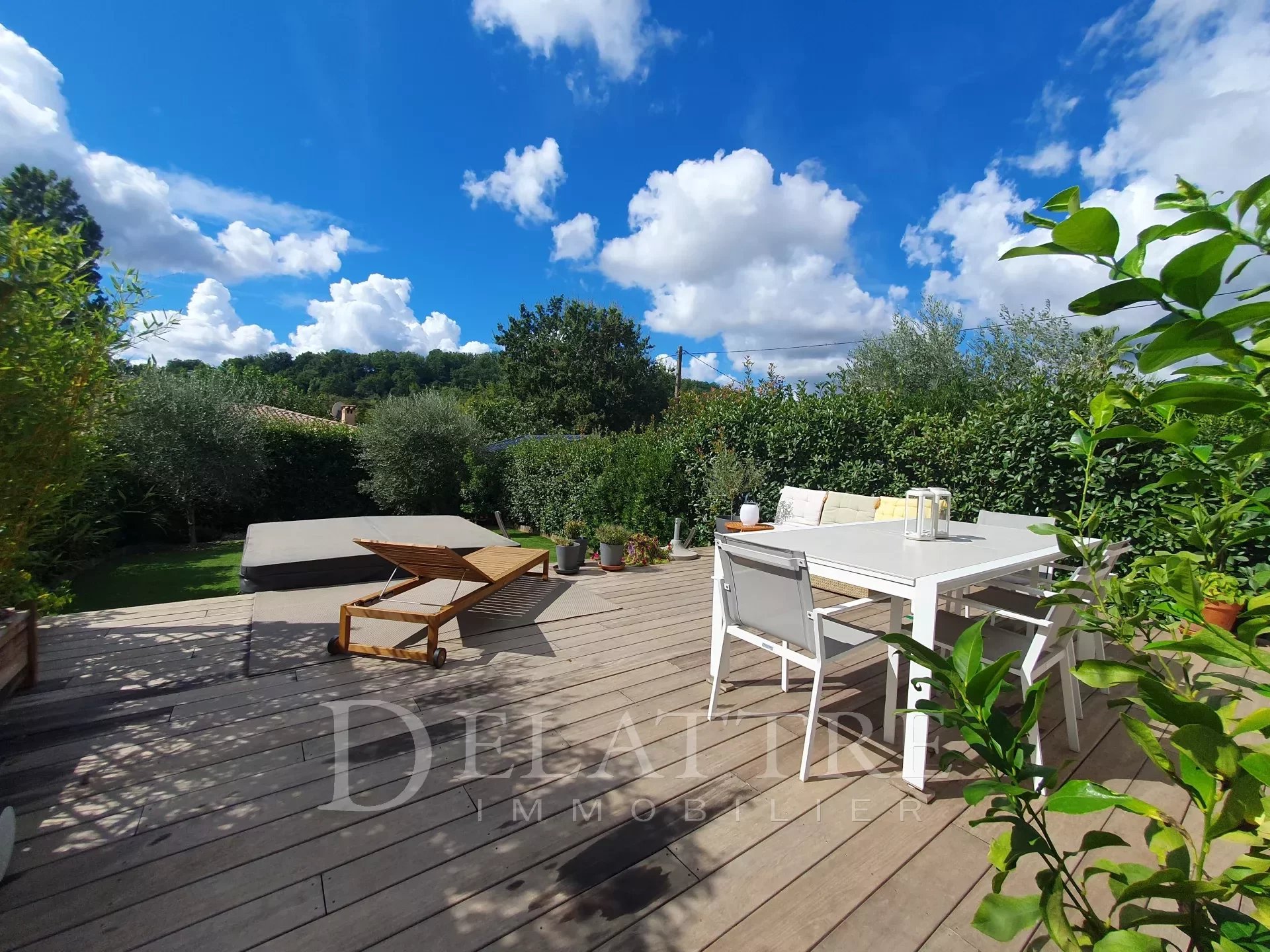 Maison 4 pièces - 82m² - CHATEAUNEUF GRASSE