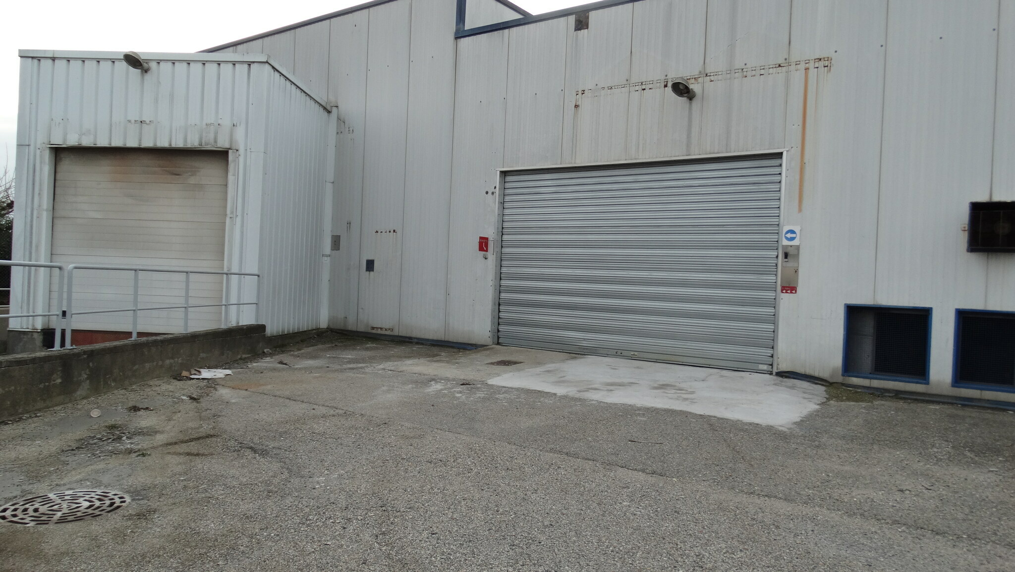 Local industriel  - 780m² - VALENCE