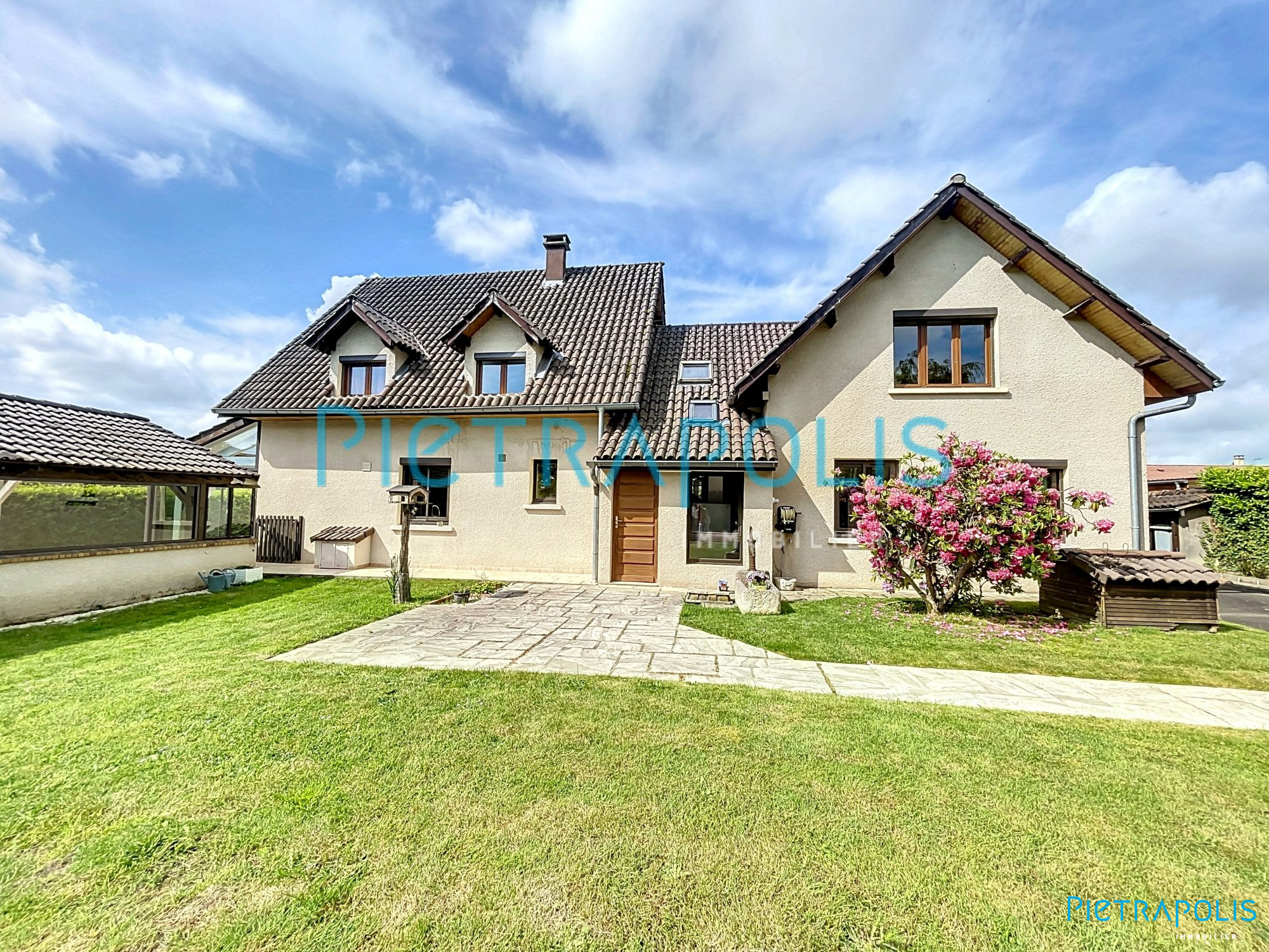 Maison 8 pièces - 262m² - CHATILLON SUR CHALARONNE