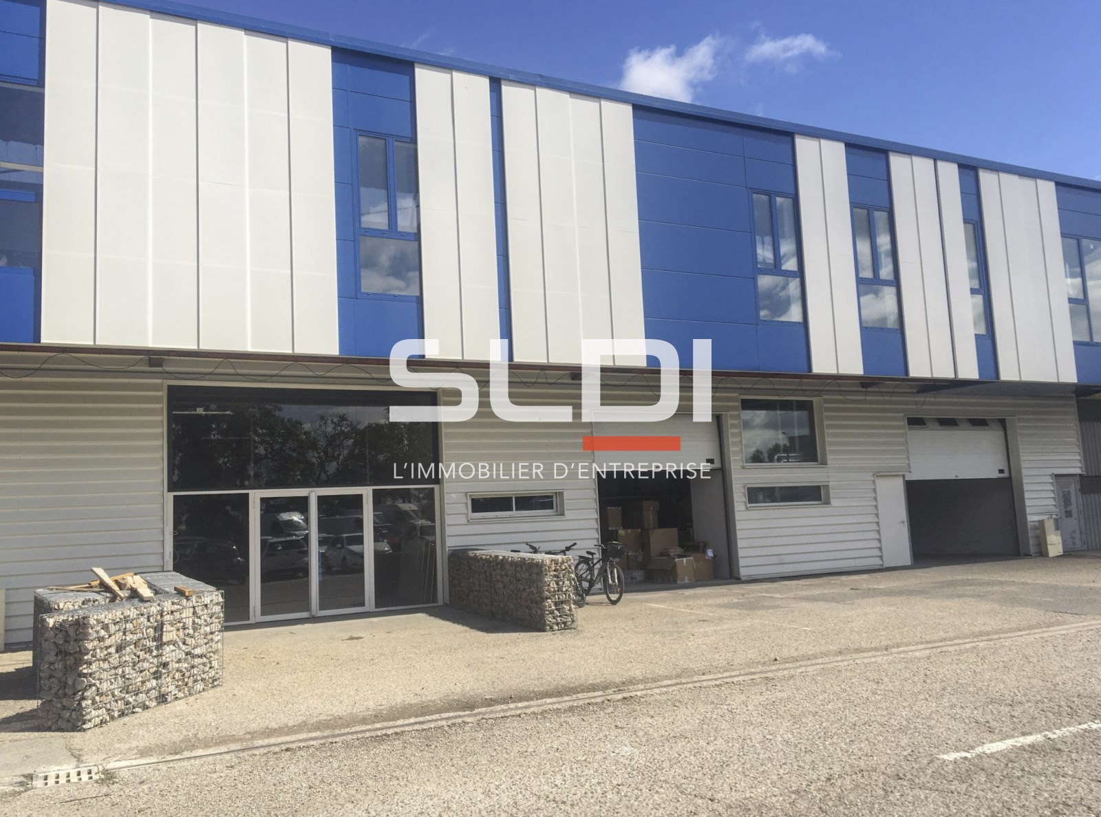 Local Professionnel  - 110m² - CALUIRE ET CUIRE