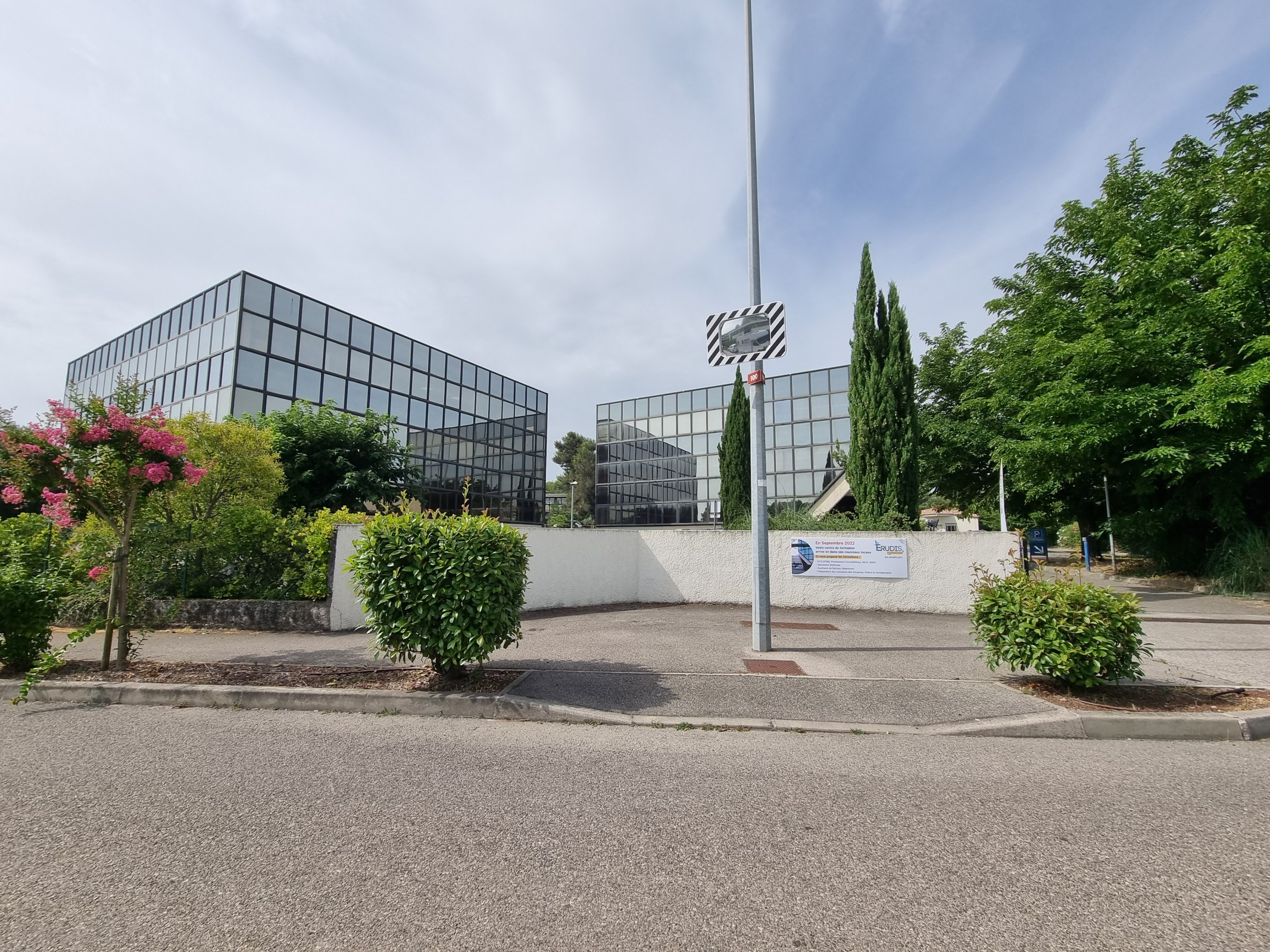 Local Professionnel  - 188m² - AIX EN PROVENCE