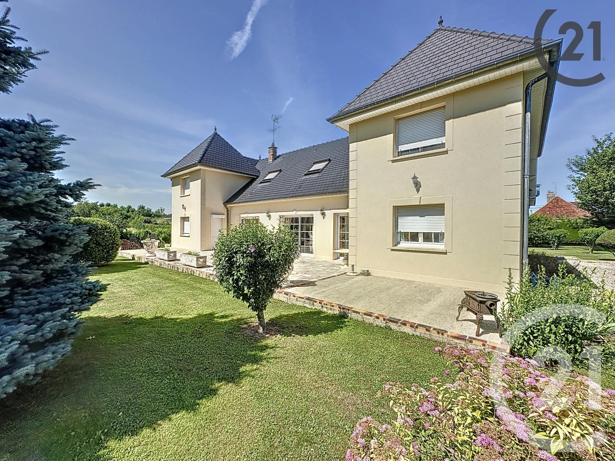 Maison 6 pièces - 237m² - CORMOST