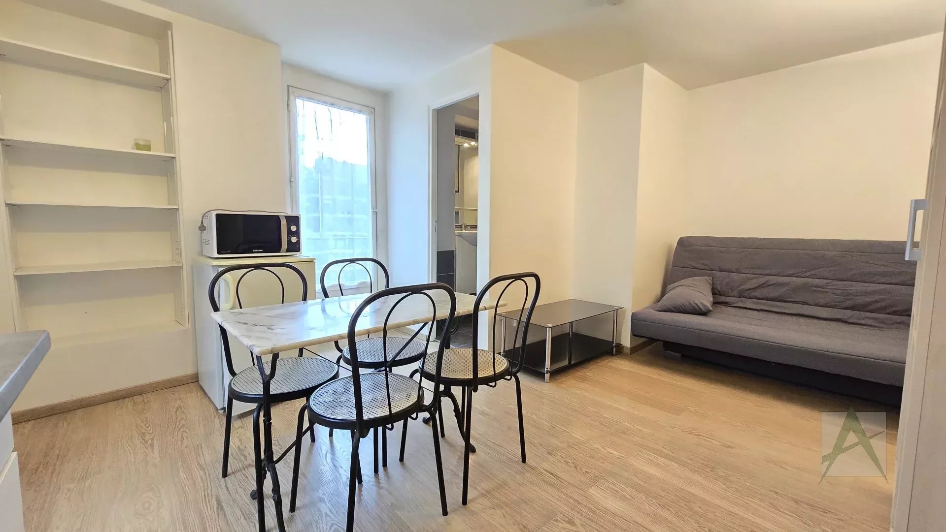 Appartement 1 pièce - 17m² - AIX LES BAINS