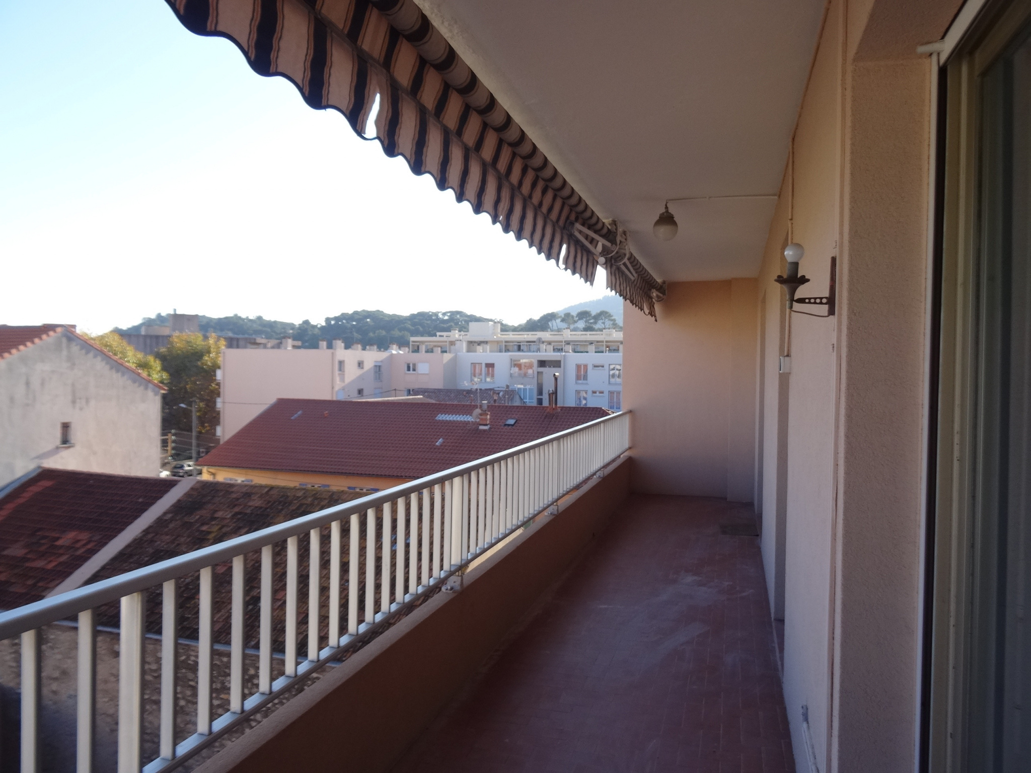 Appartement 2 pièces - 47m² - HYERES