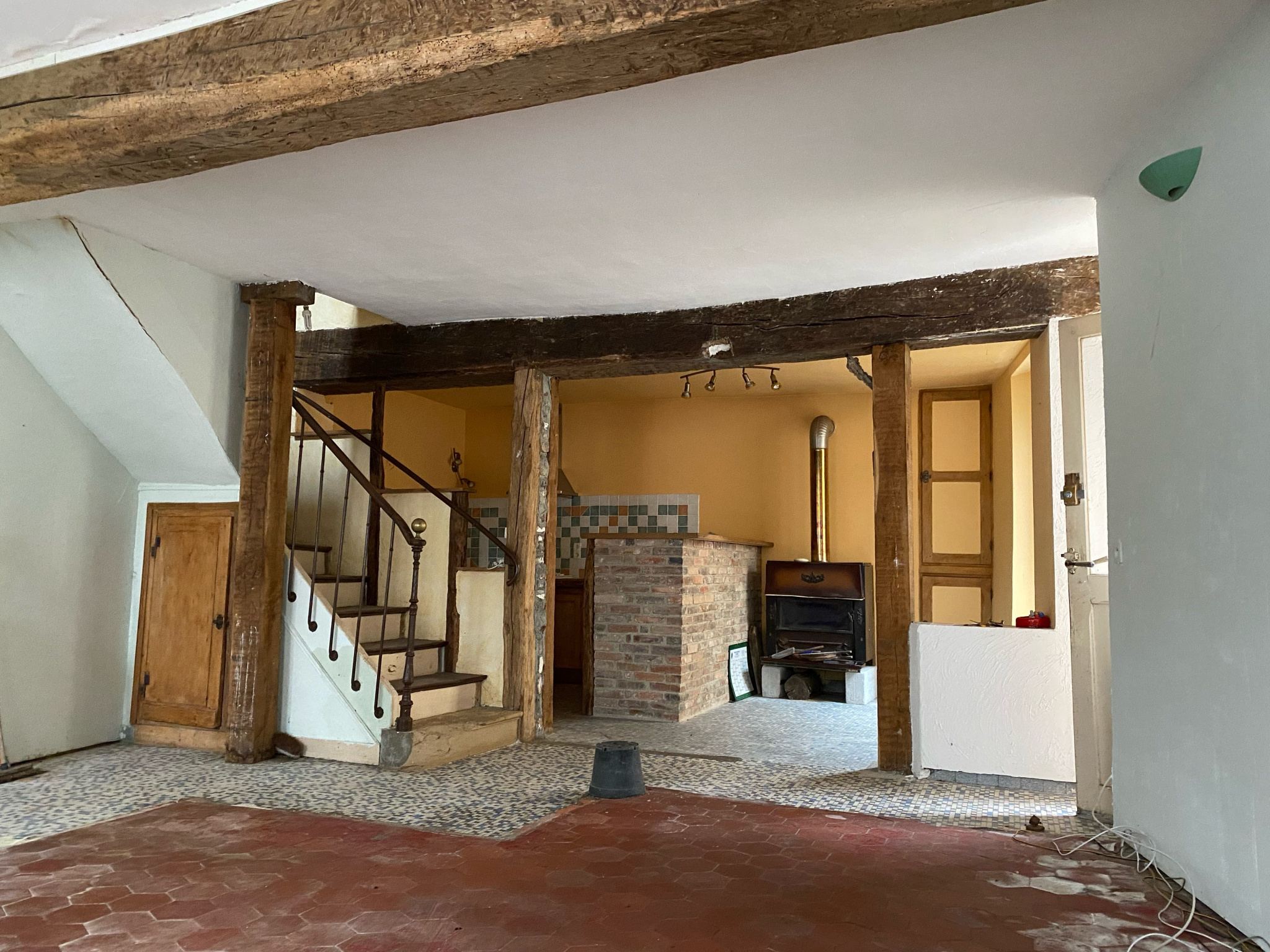 Maison 3 pièces - 83m² - ST JULIEN DU SAULT