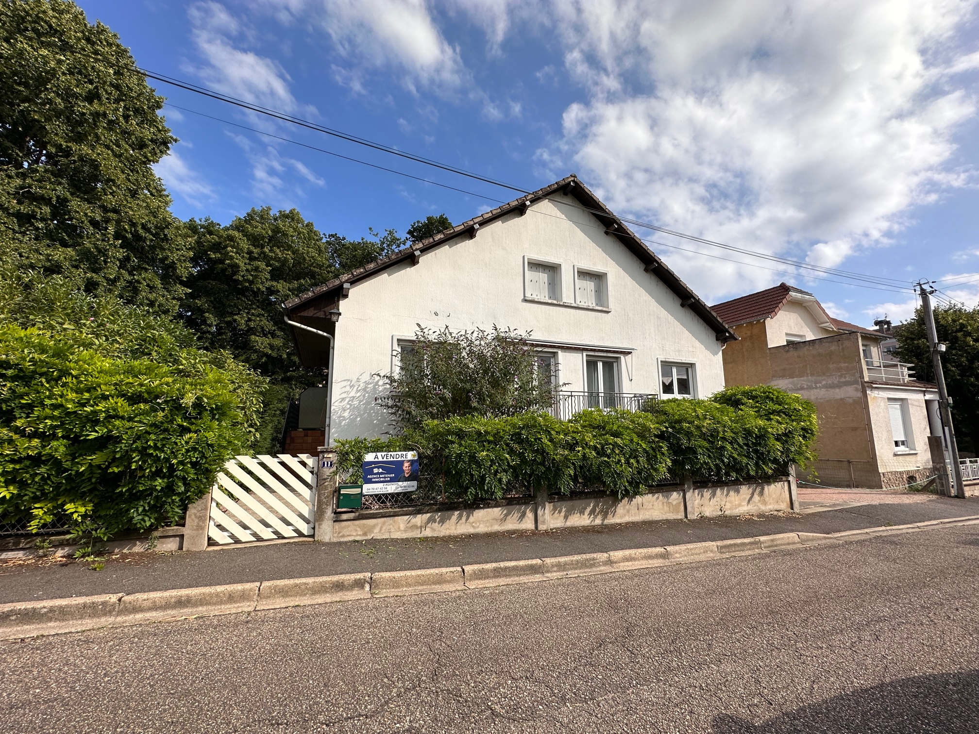 Maison 8 pièces - 158m² - VARENNES SUR ALLIER