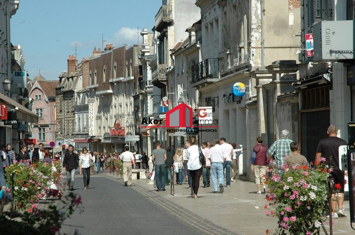 Local commercial  - AUXERRE