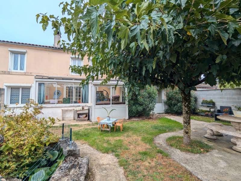 Maison 6 pièces - 185m² - CHATEAUBERNARD