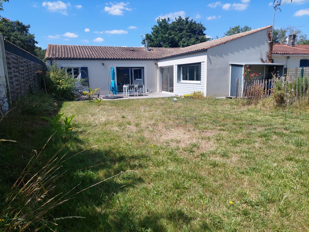 Maison 5 pièces - 101m² - ST CHRISTOPHE