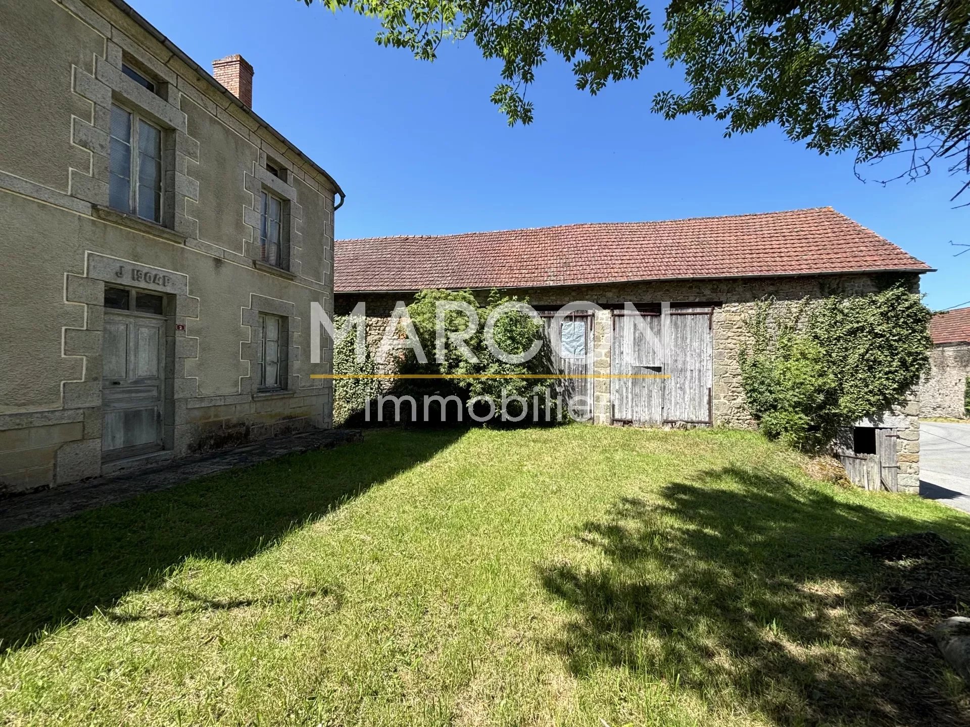 Maison 4 pièces - 165m² - ST JULIEN LE CHATEL