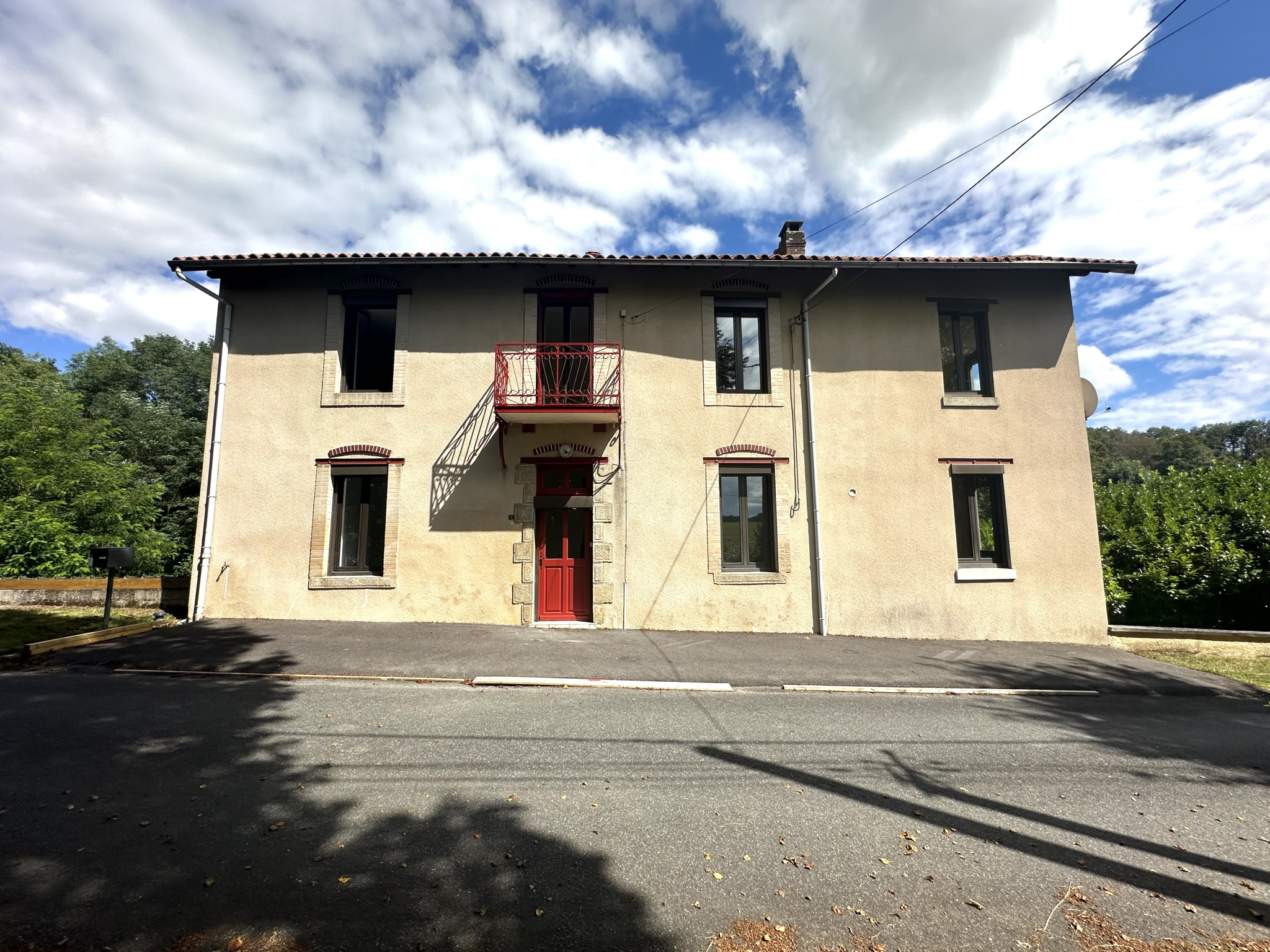 Maison 5 pièces - 112m² - VERNEUIL SUR VIENNE