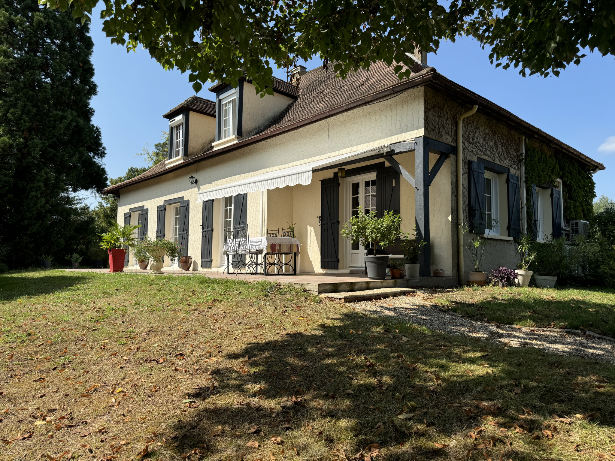 Maison 5 pièces - 169m² - BERGERAC