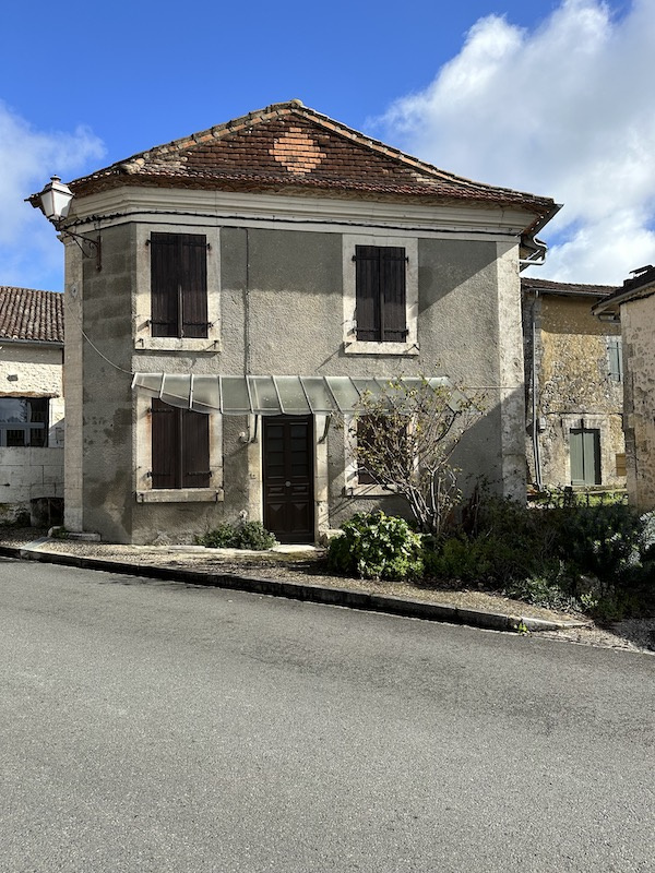 Maison 6 pièces - 120m² - VERTEILLAC