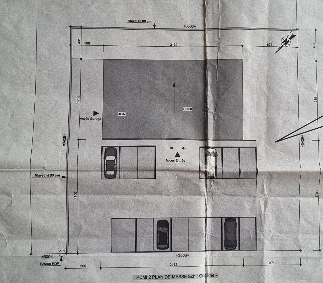 Local industriel  - 377m²