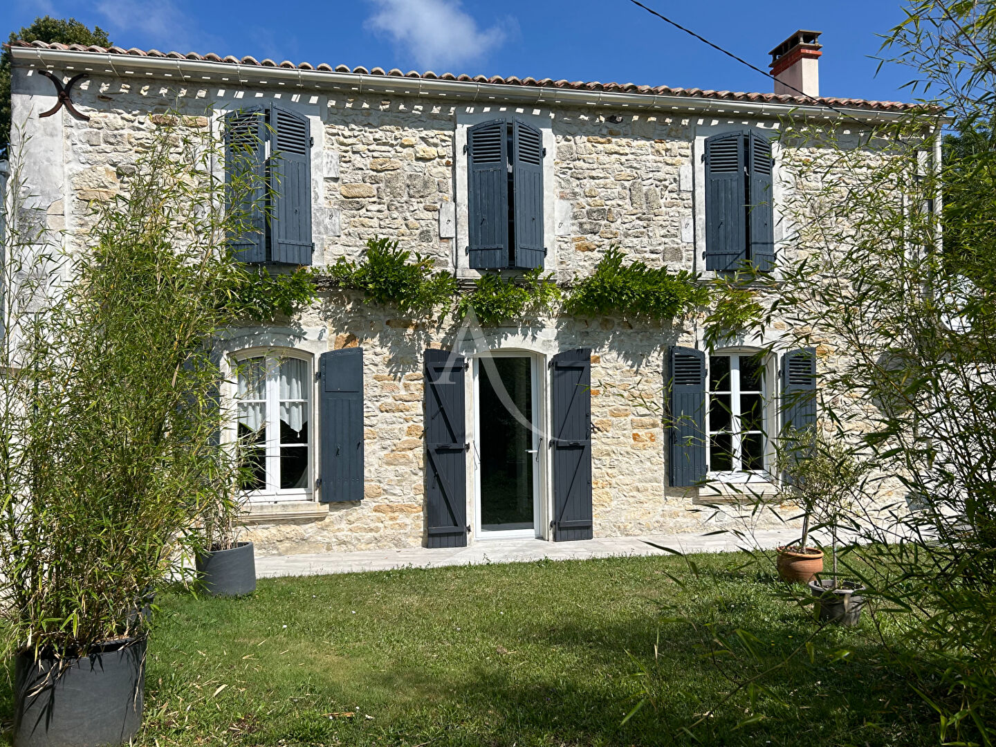 Maison 7 pièces - 198m²