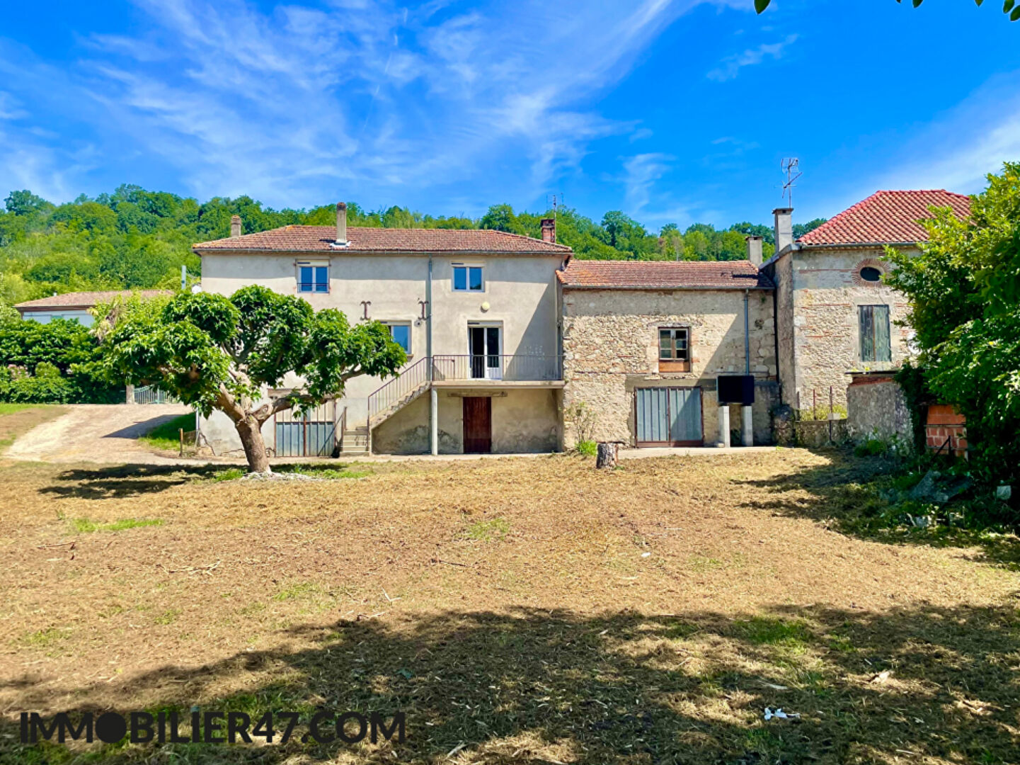 Maison 4 pièces - 106m² - CLERMONT DESSOUS