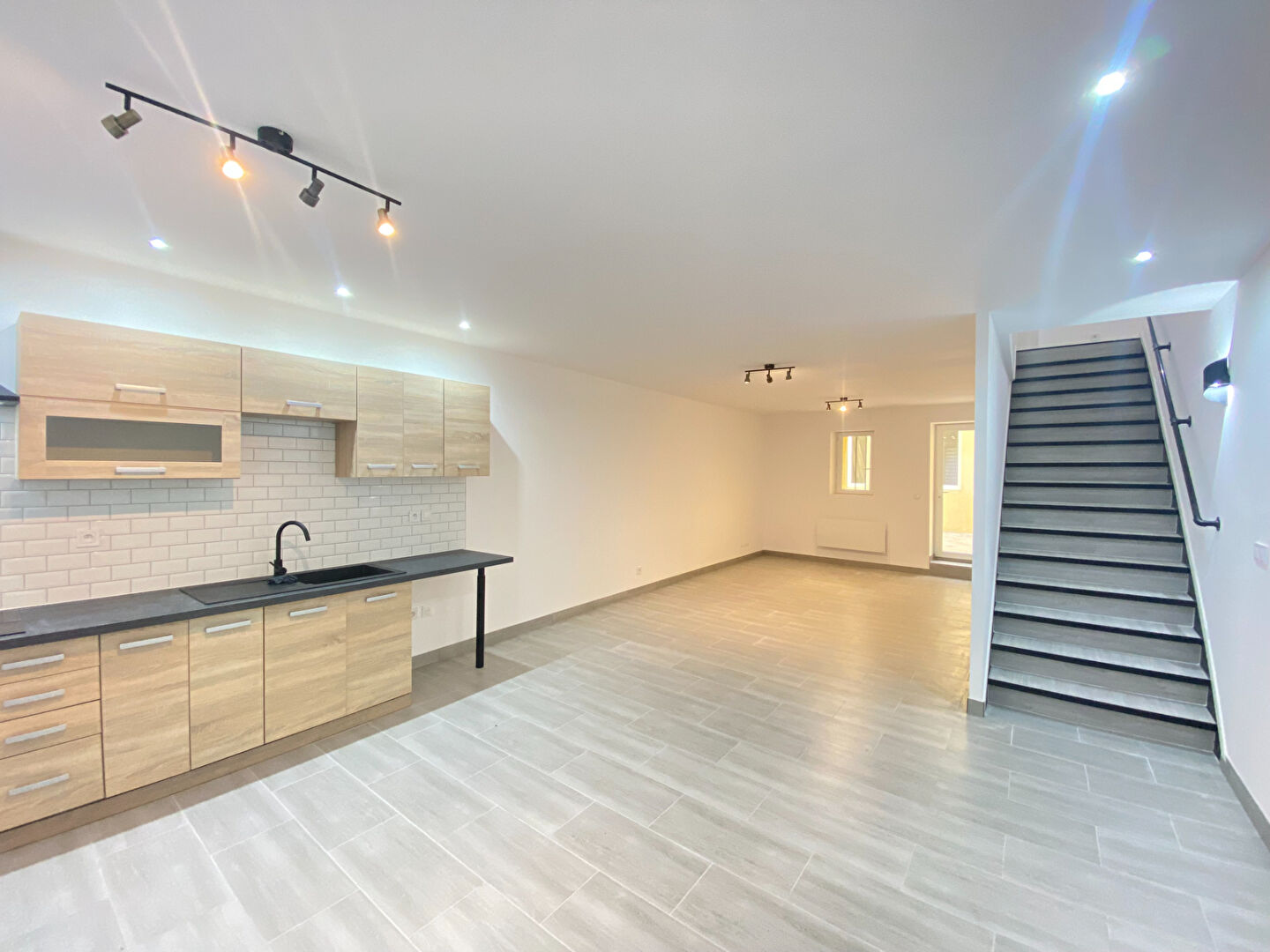 Immeuble  - 590m²