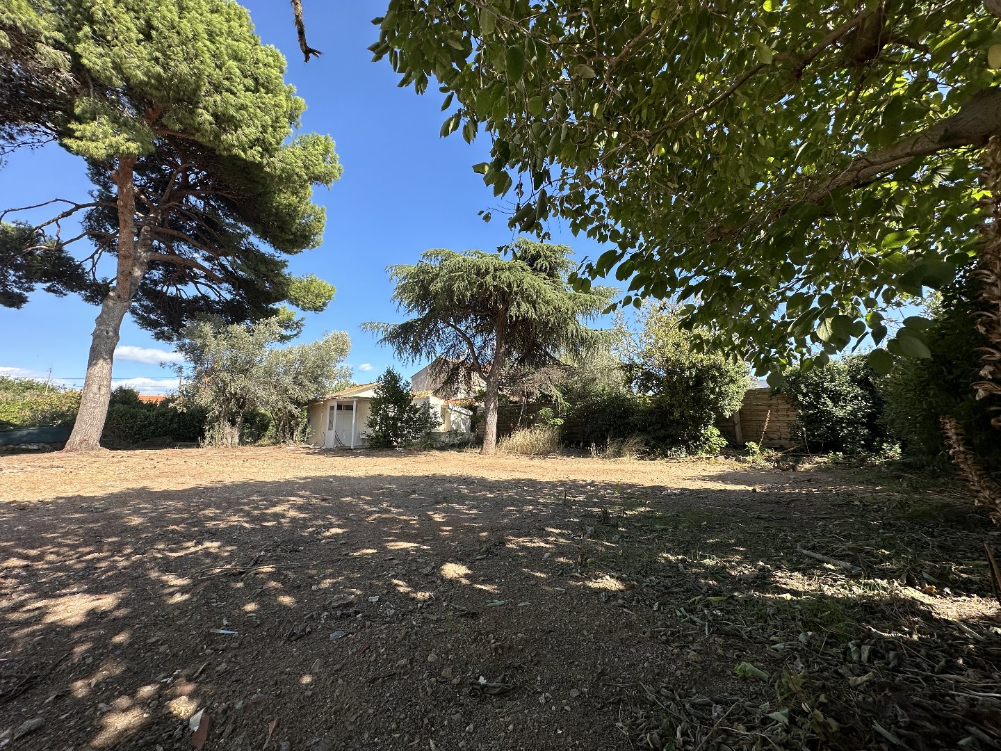 Terrain  - 737m² - SETE