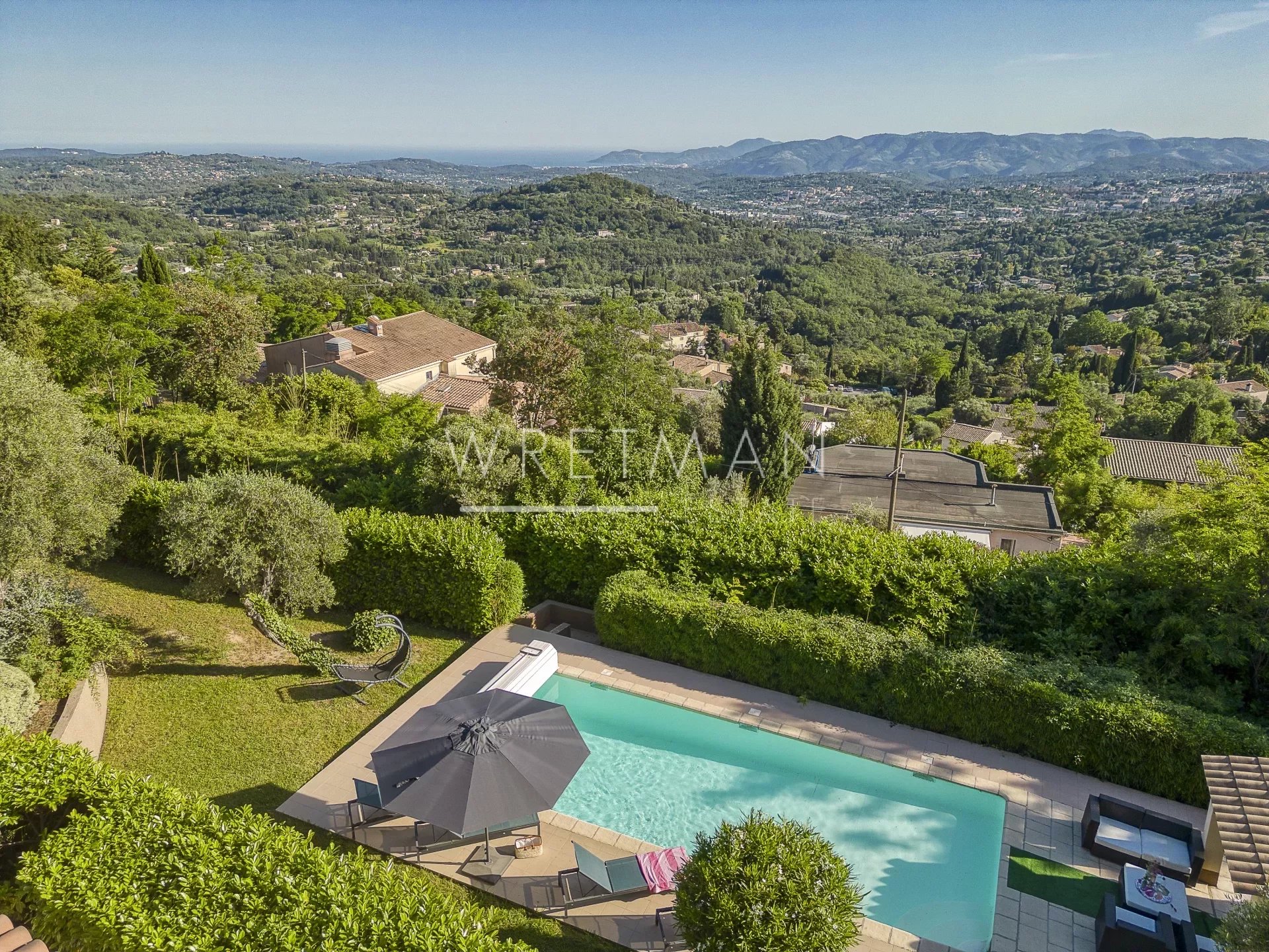 Maison 8 pièces - 270m² - GRASSE