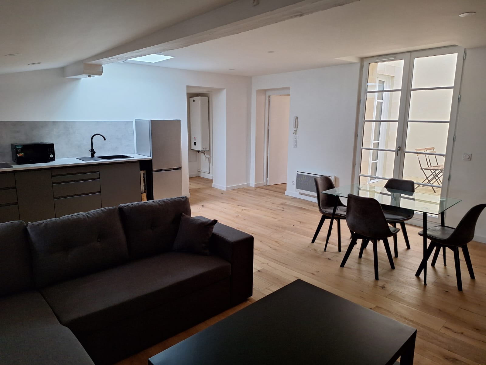 Appartement 2 pièces - 69m² - BORDEAUX