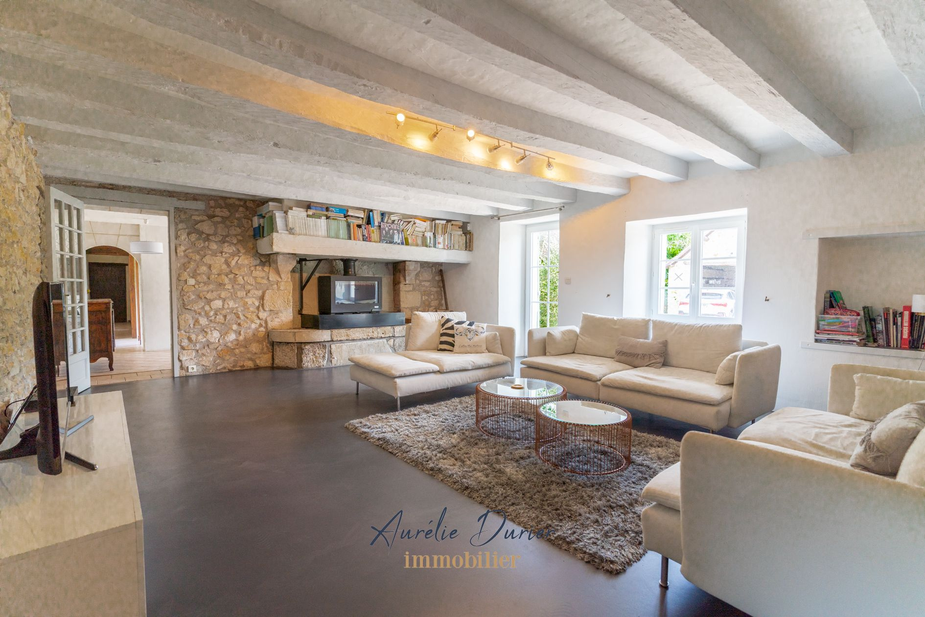 Maison 8 pièces - 245m² - PERNAY